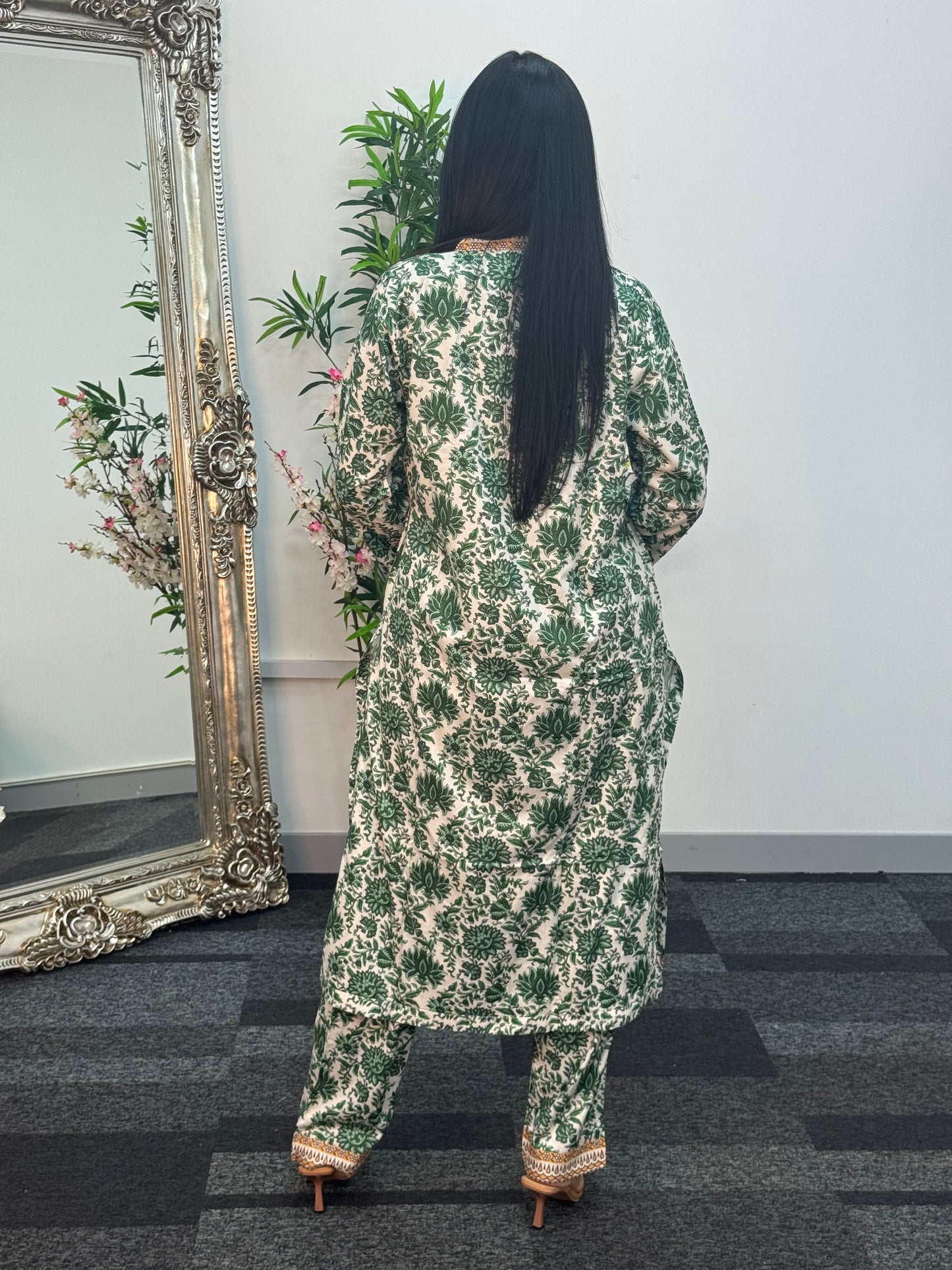 Daily Wear - 2 PC Printed Linen - Green