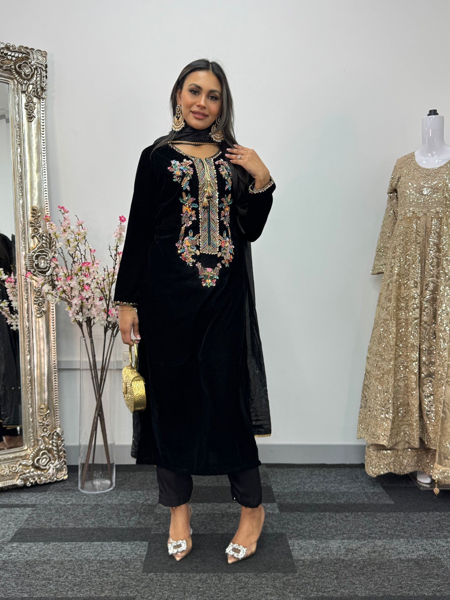 Shadmani - Black Velvet Pret -