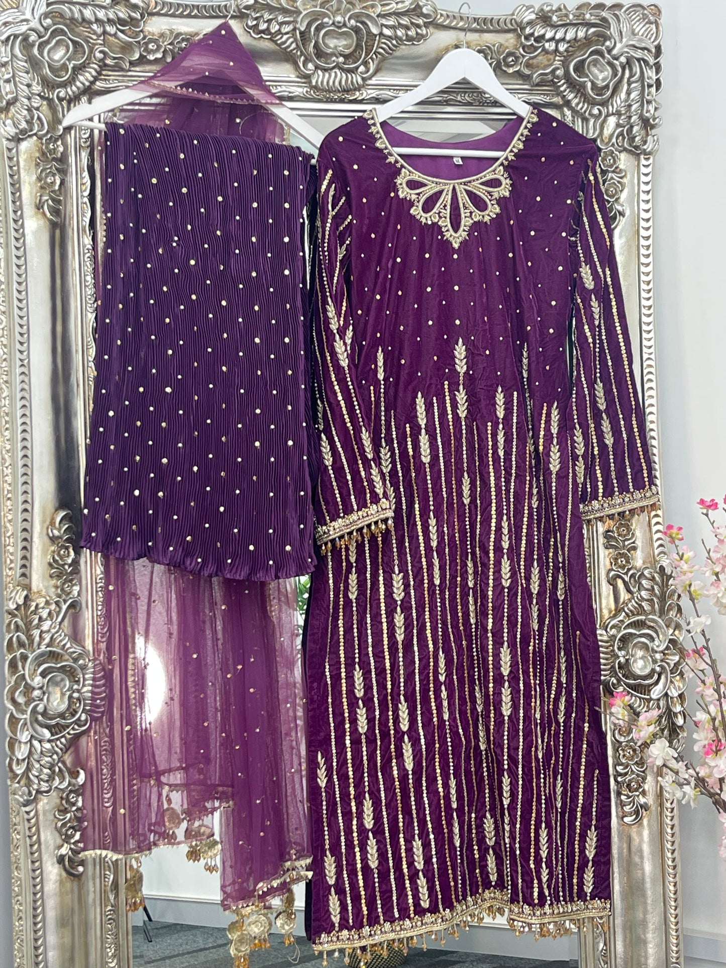 Fruity Plum - Velvet Pret - with crushed sharara - AA