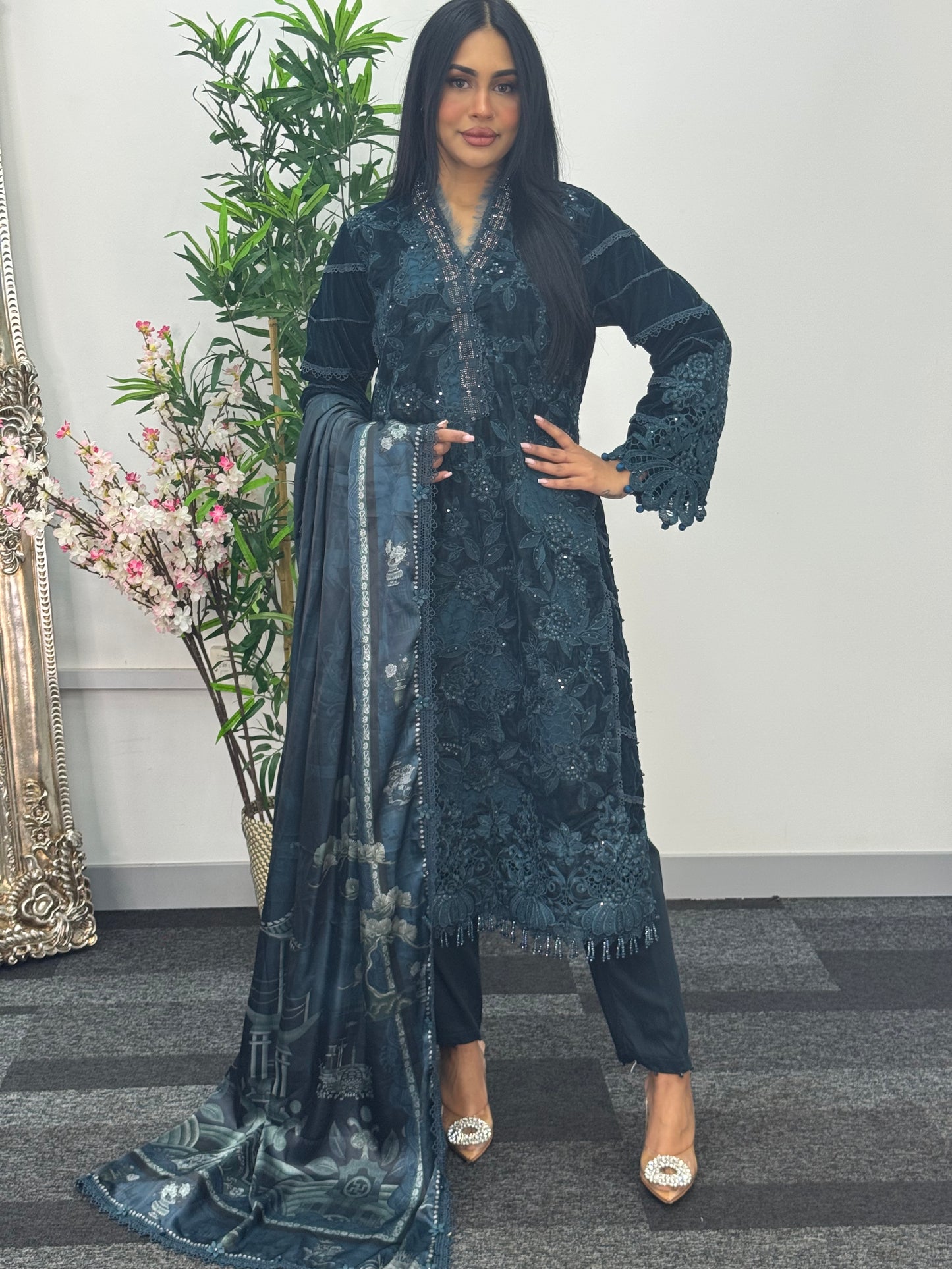 Maria B Luxury Velvet - Teal