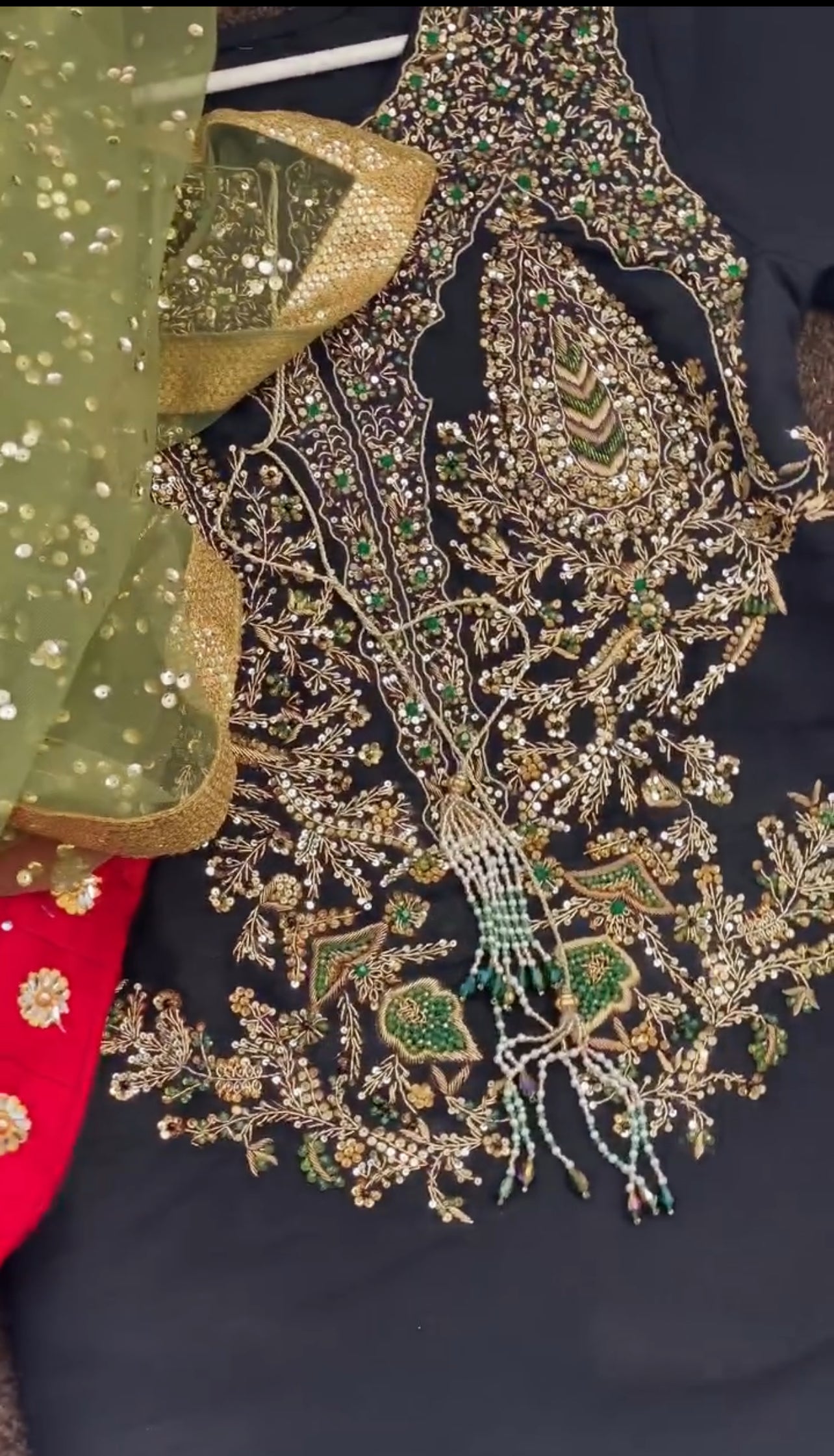 Darya - Black & Green