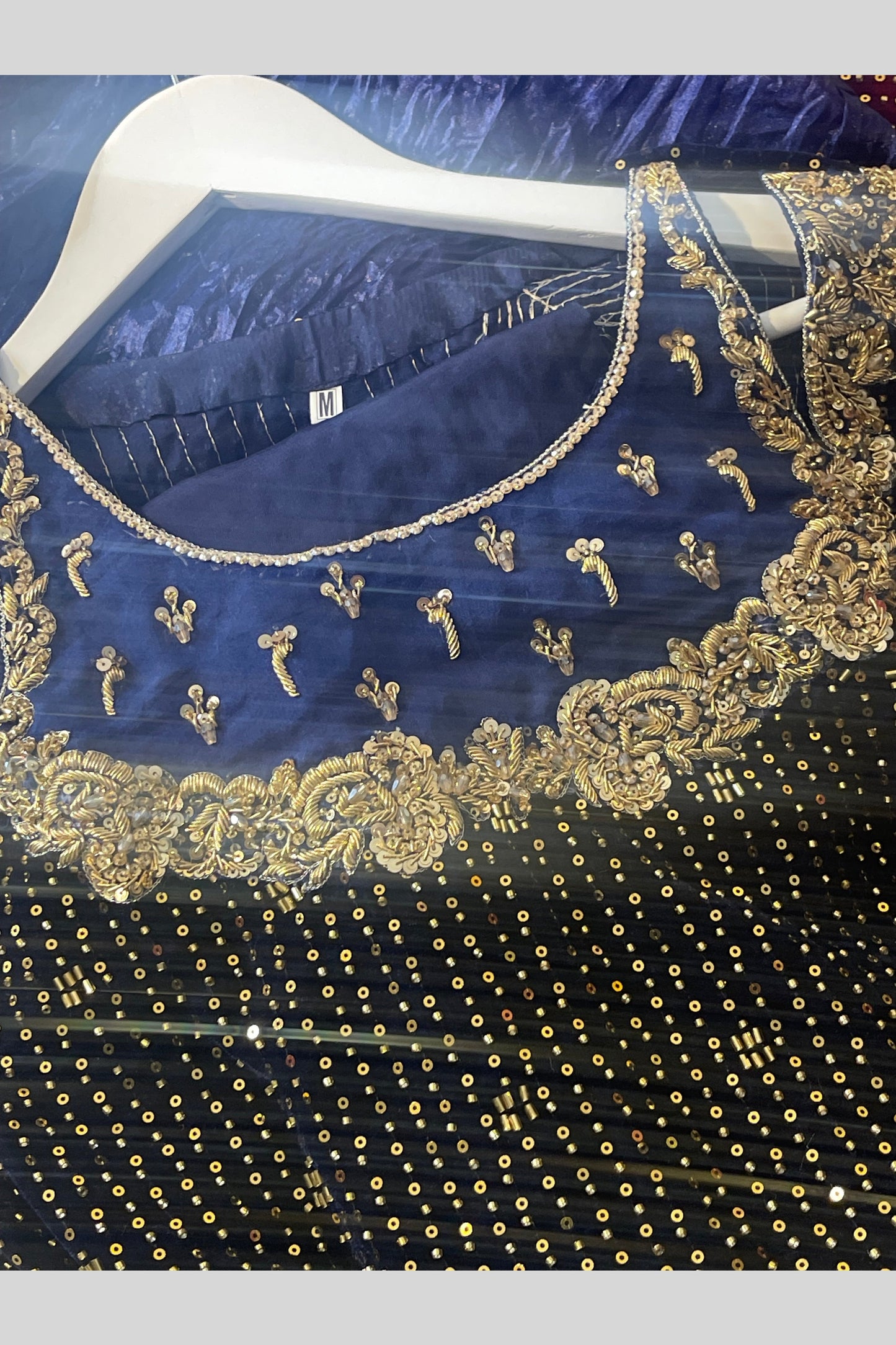 Dil bahar - Cutdana Velvet - Blue