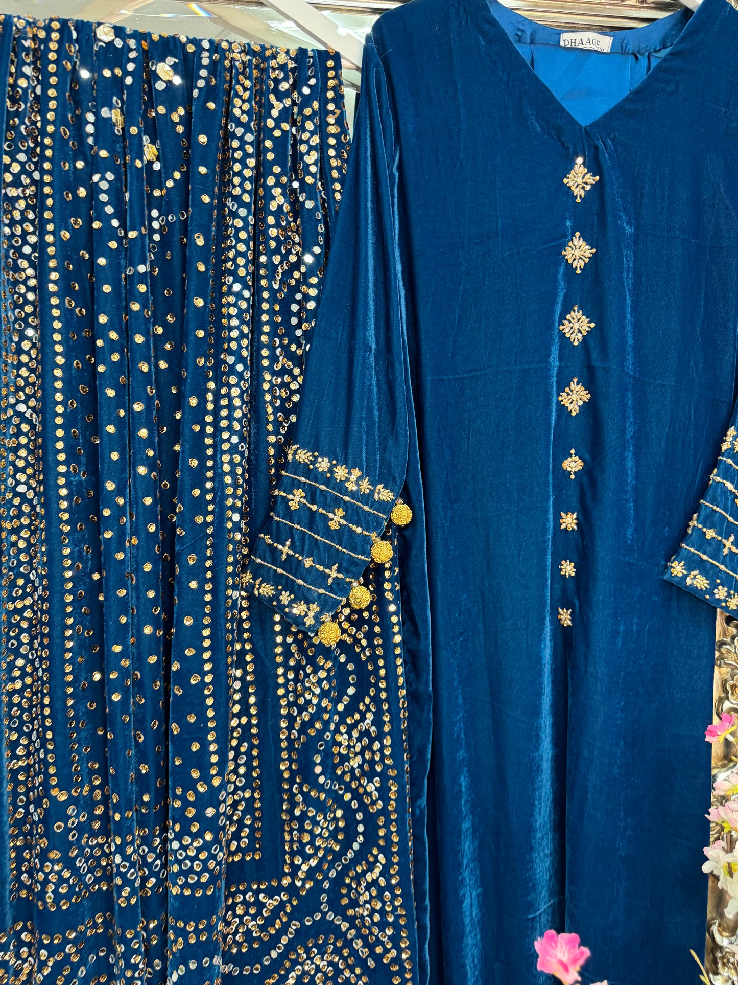 Komal - Teal Blue - Velvet