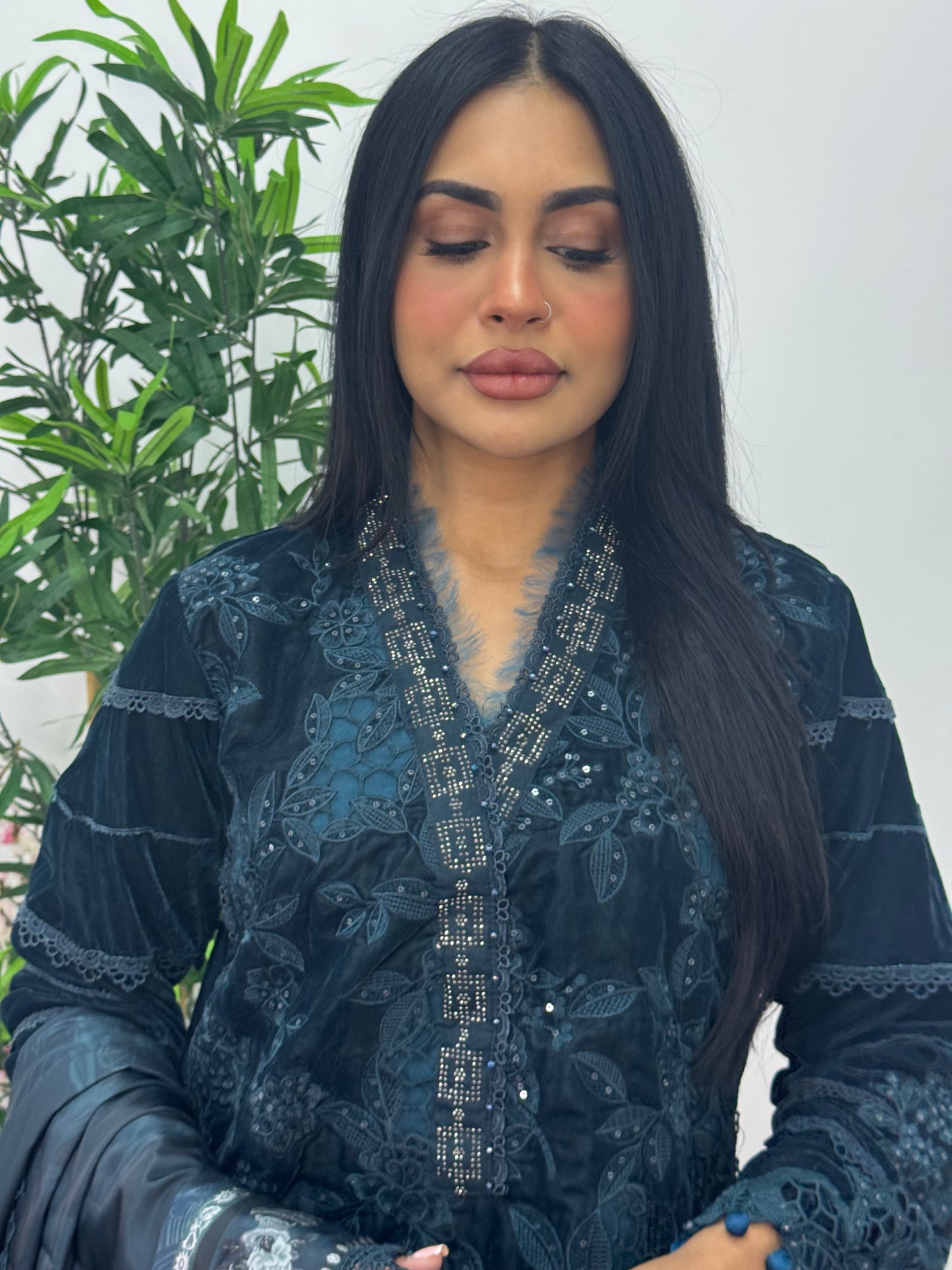Maria B Luxury Velvet - Teal