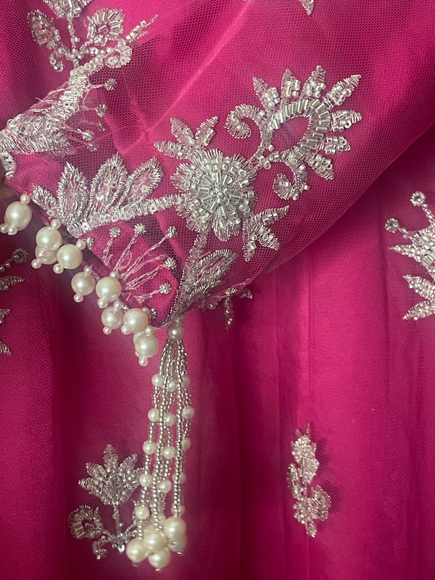 Rose petal - Cutdana