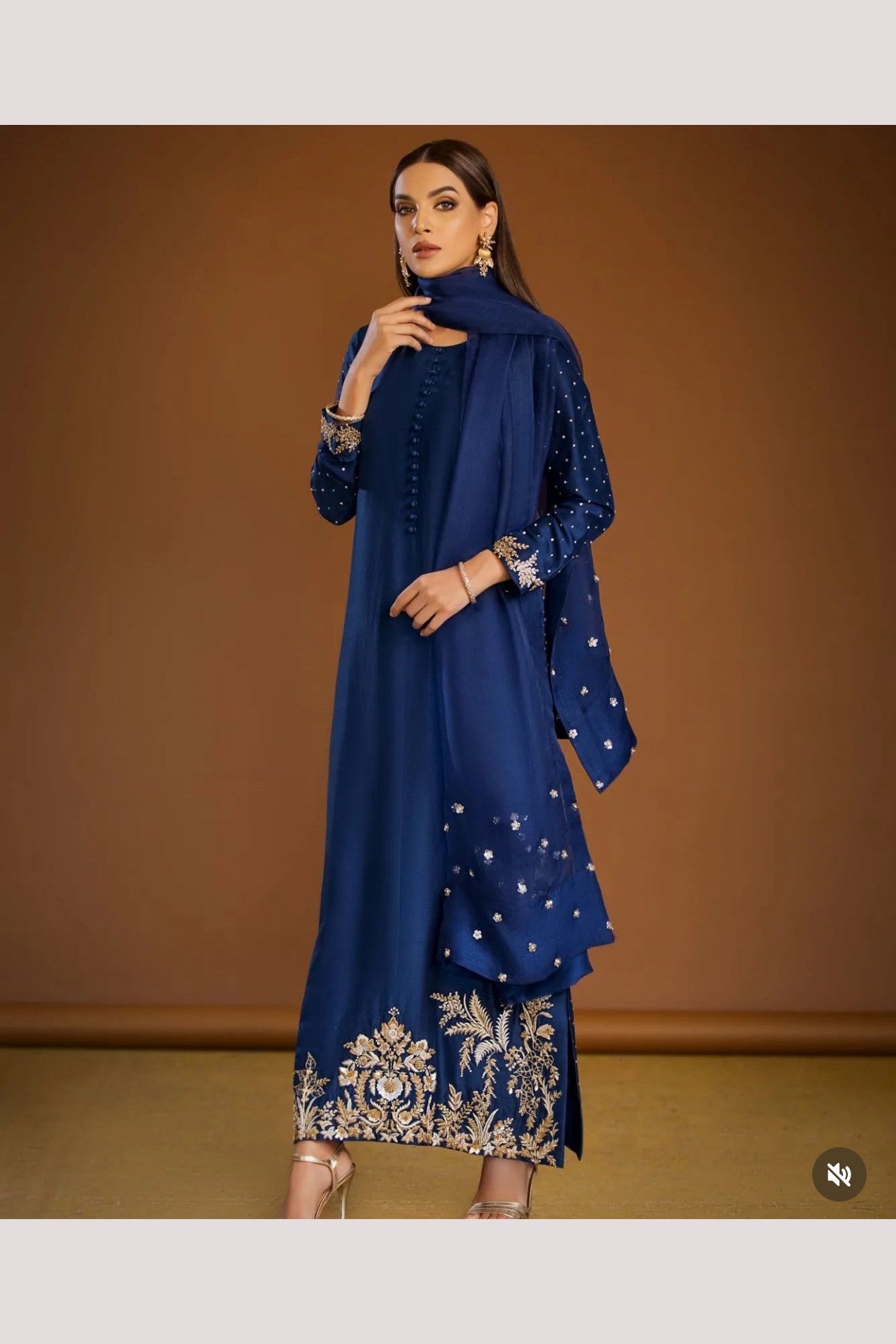 (Pre Order 4 Weeks) “Amber” Luxury Outfit - Blue -