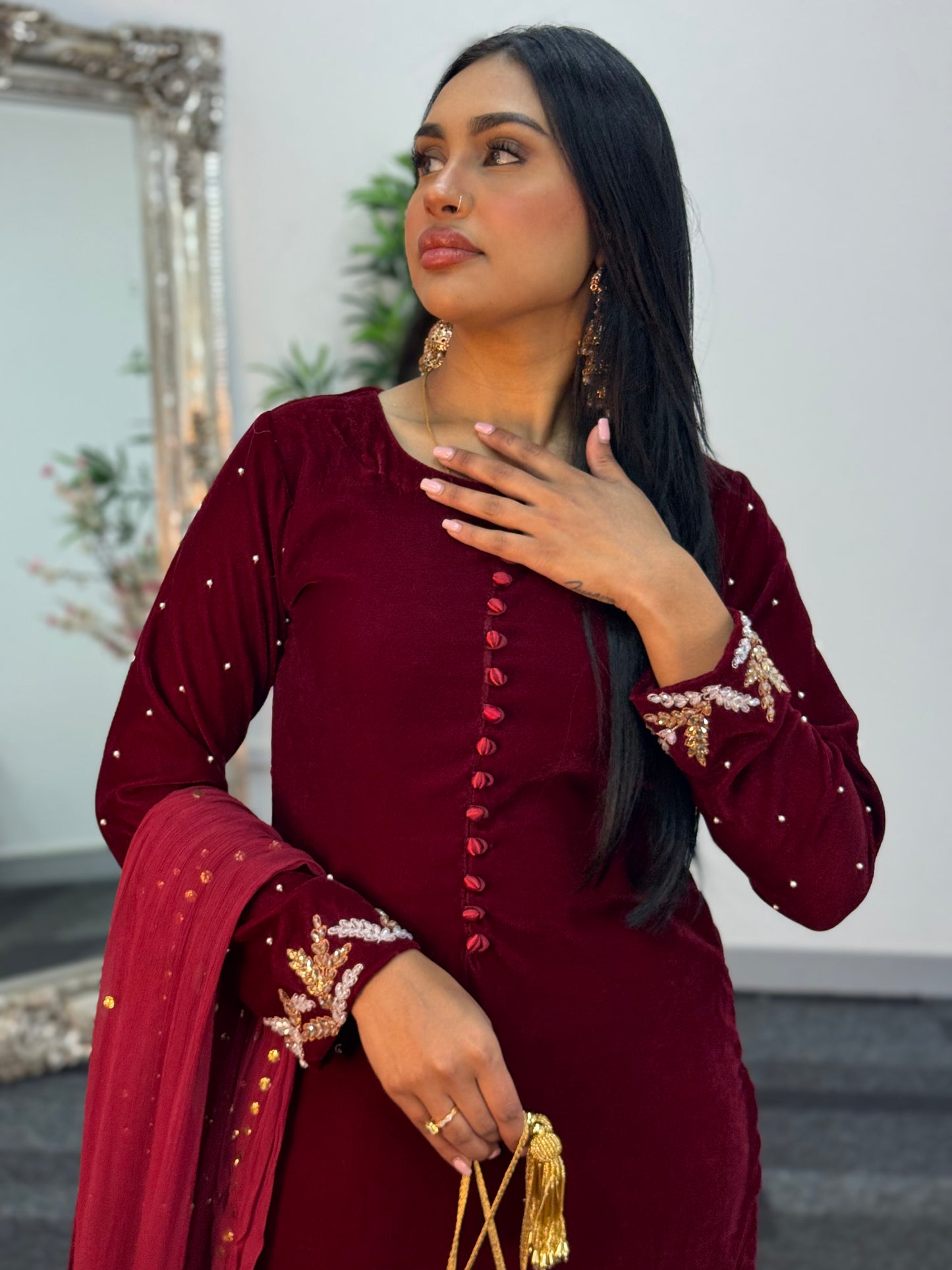 (Pre Order 3/4 Weeks) “Ayeza”Velvet - Maroon