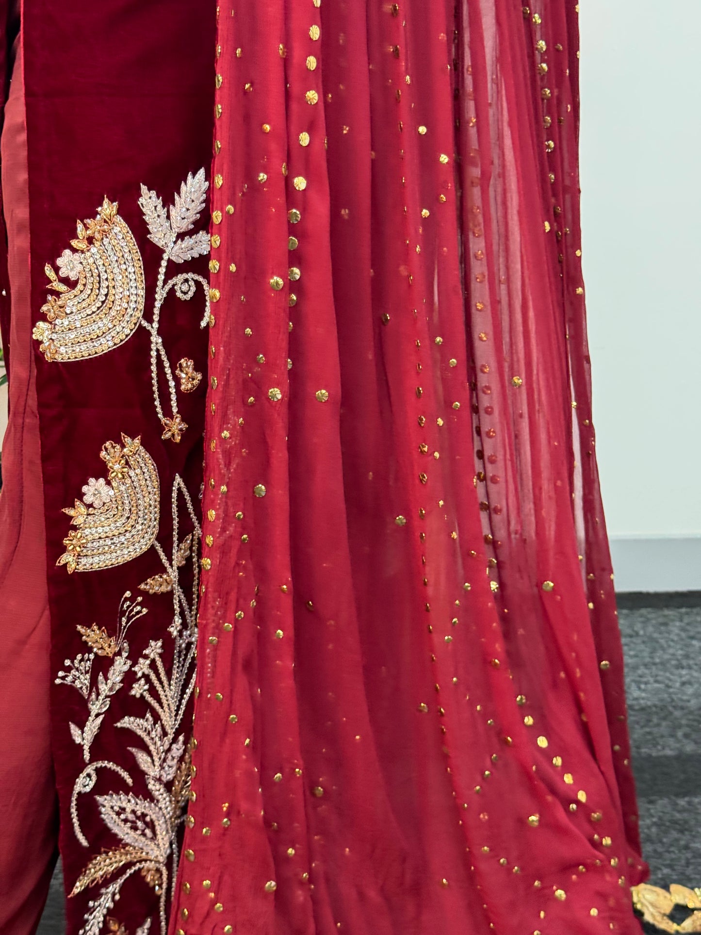 (Pre Order 3/4 Weeks) “Ayeza”Velvet - Maroon