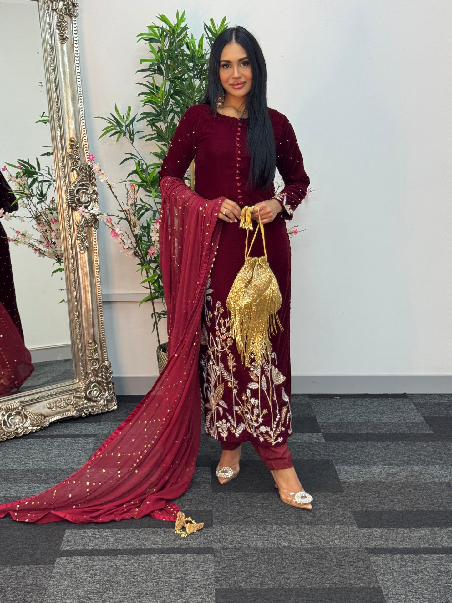 (Pre Order 3/4 Weeks) “Ayeza”Velvet - Maroon