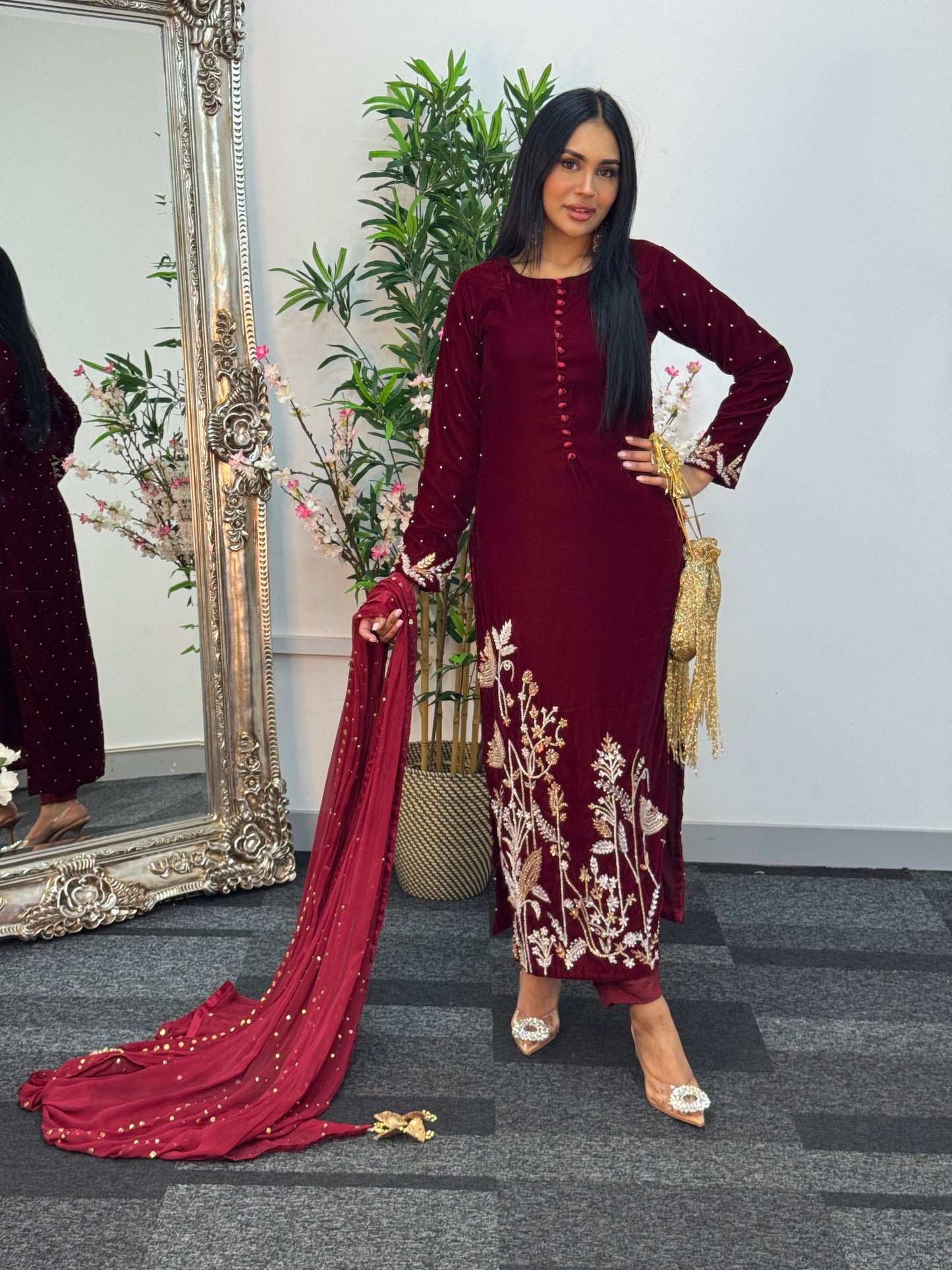 (Pre Order 3/4 Weeks) “Ayeza”Velvet - Maroon