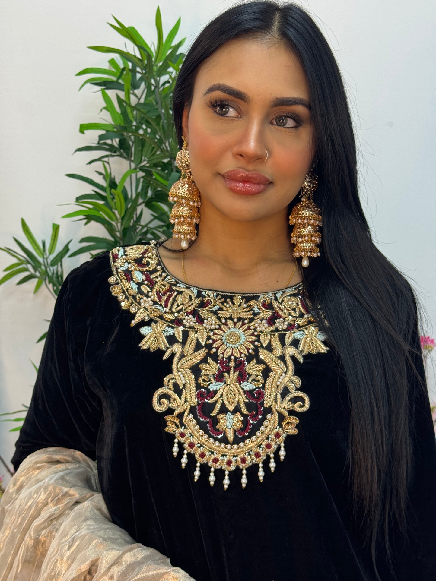 (Pre Order 3/4 Weeks) “Sawan” Velvet Pret Black Party Wedding Outfit