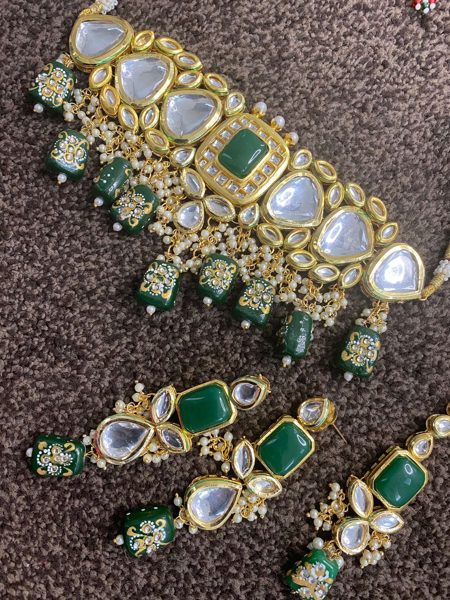 Green reversible jewellery Set