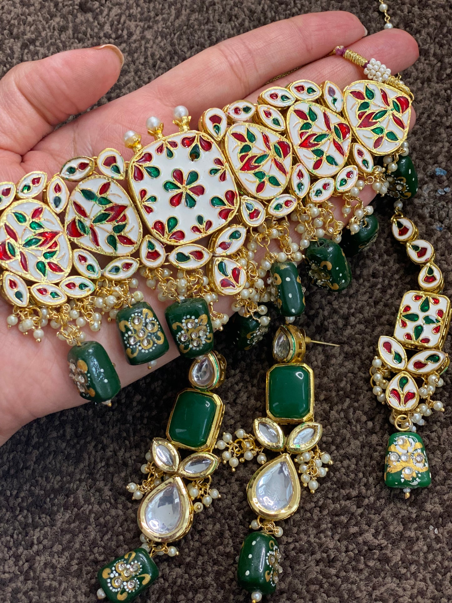 Green reversible jewellery Set