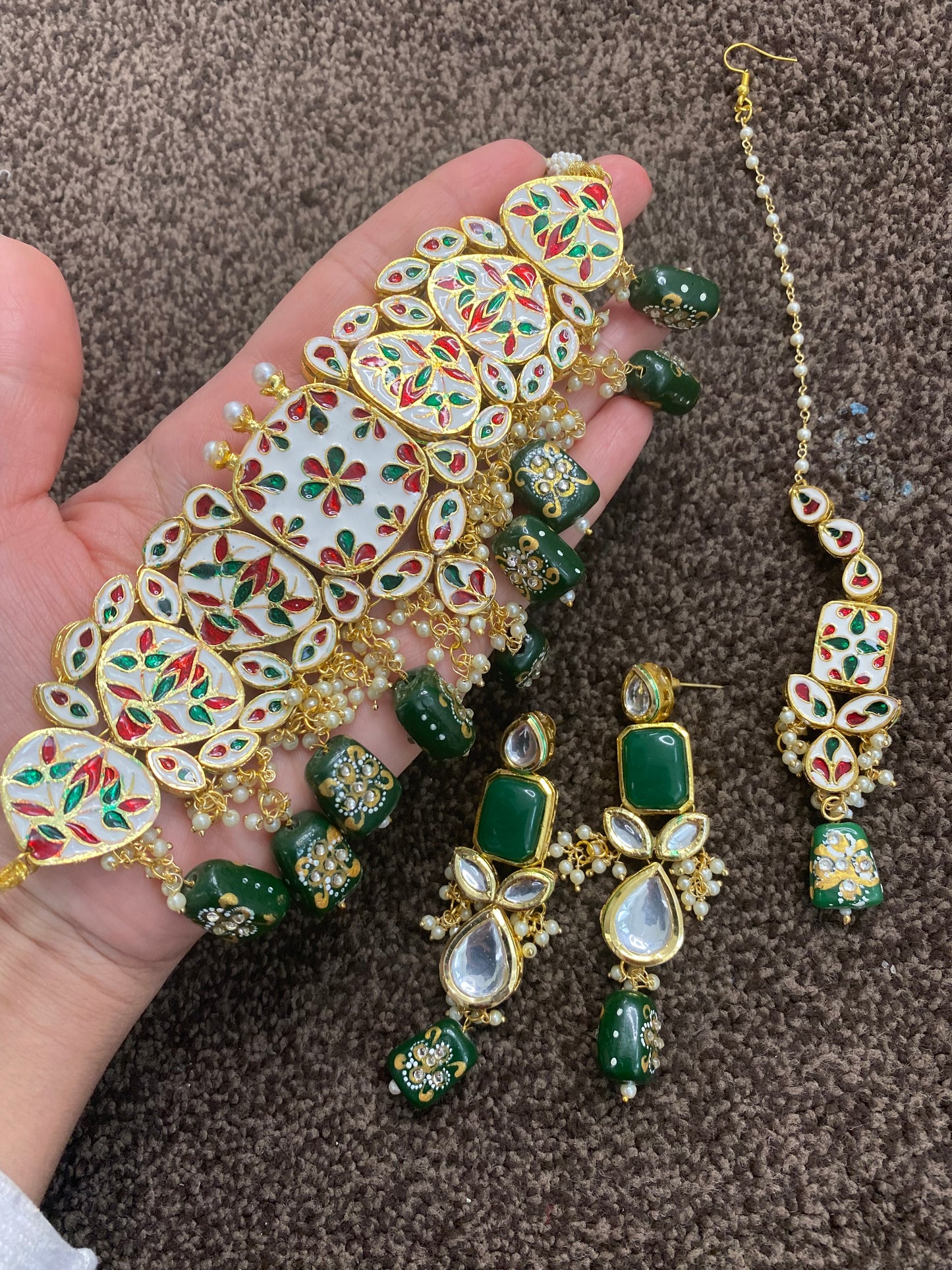 Green reversible jewellery Set