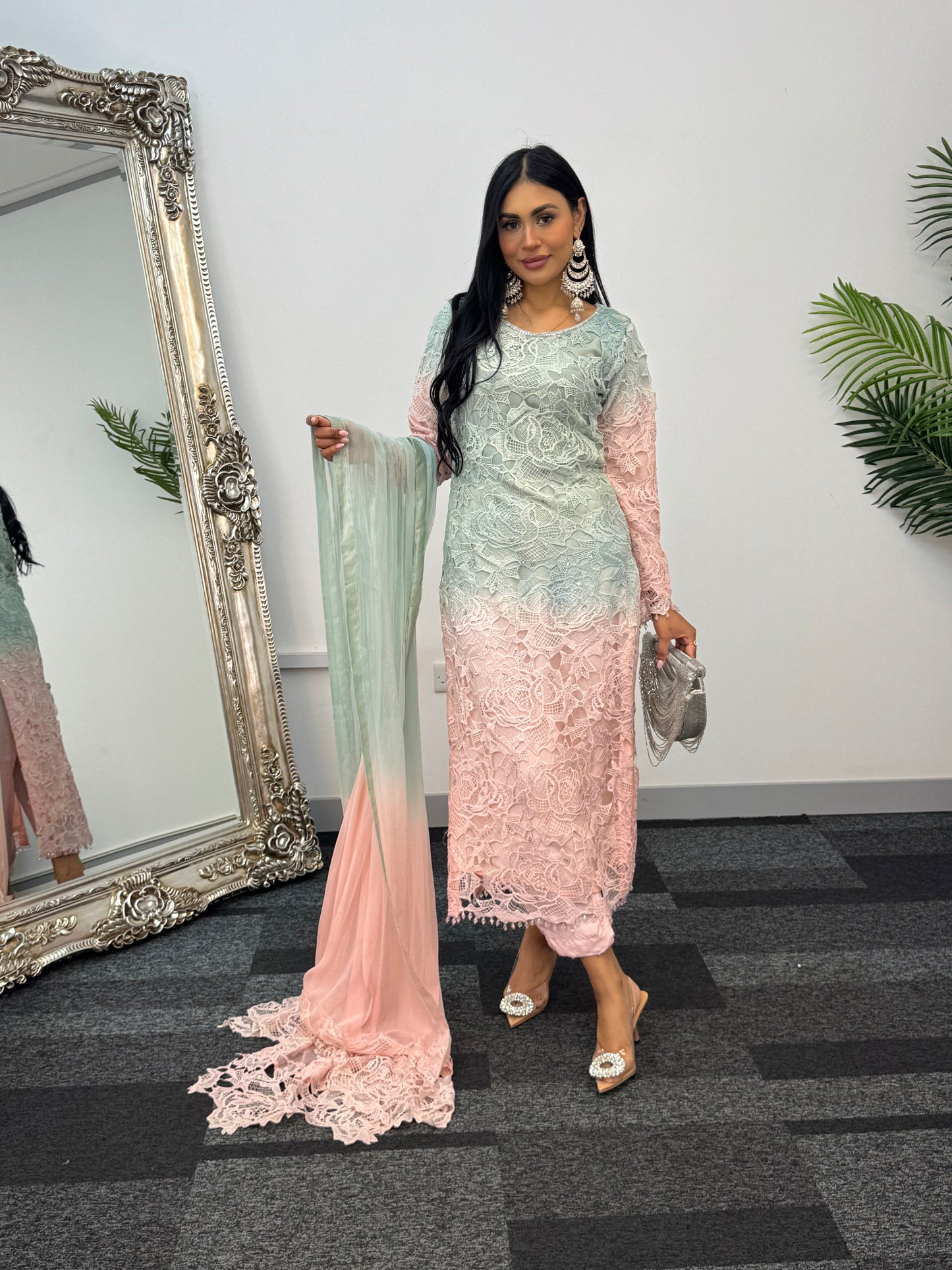 Parisa - Ombre Lacy Crochet - pink -