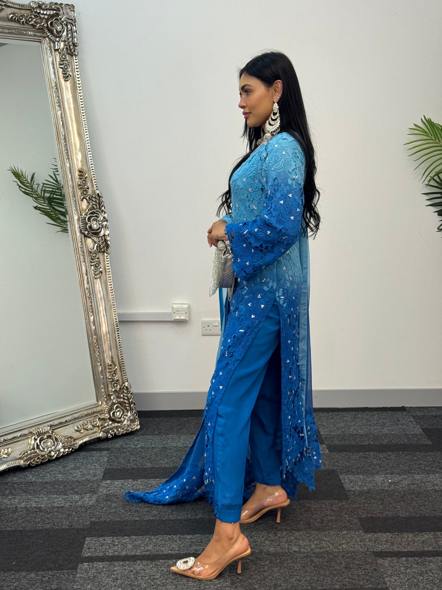 Parisa - Ombre Lacy Crochet - Blue