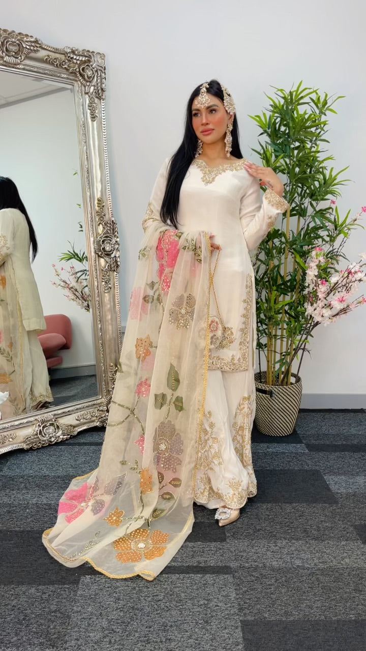 (Preorder 4 weeks) - ISHQ - Off white - Cream