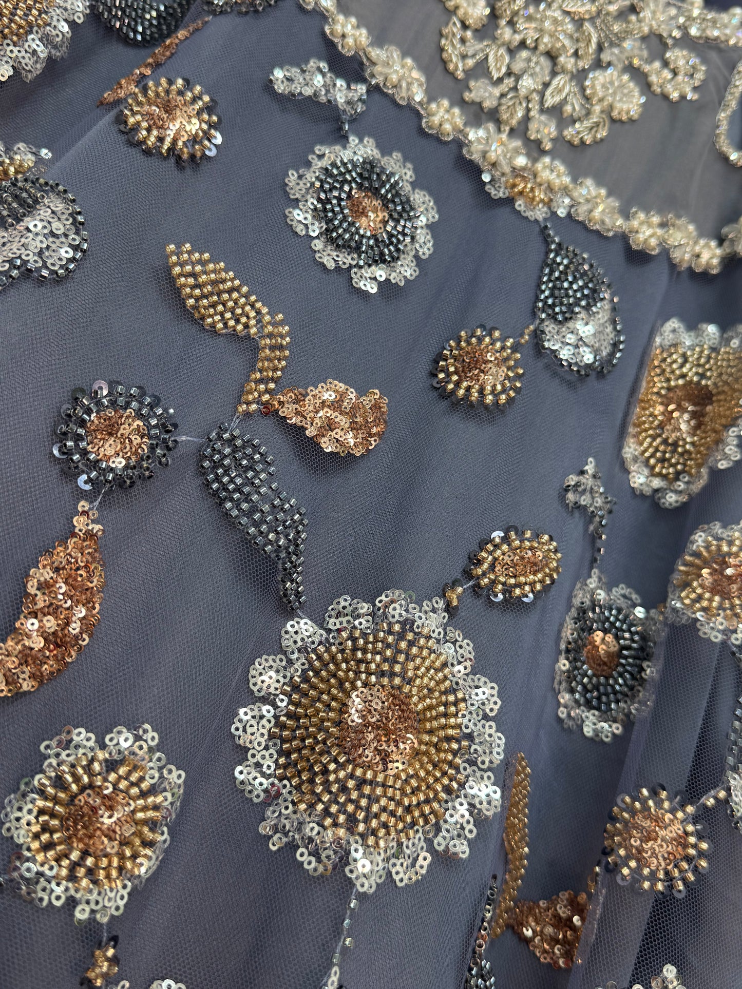 Mastani - Cut Dana Net - Gray