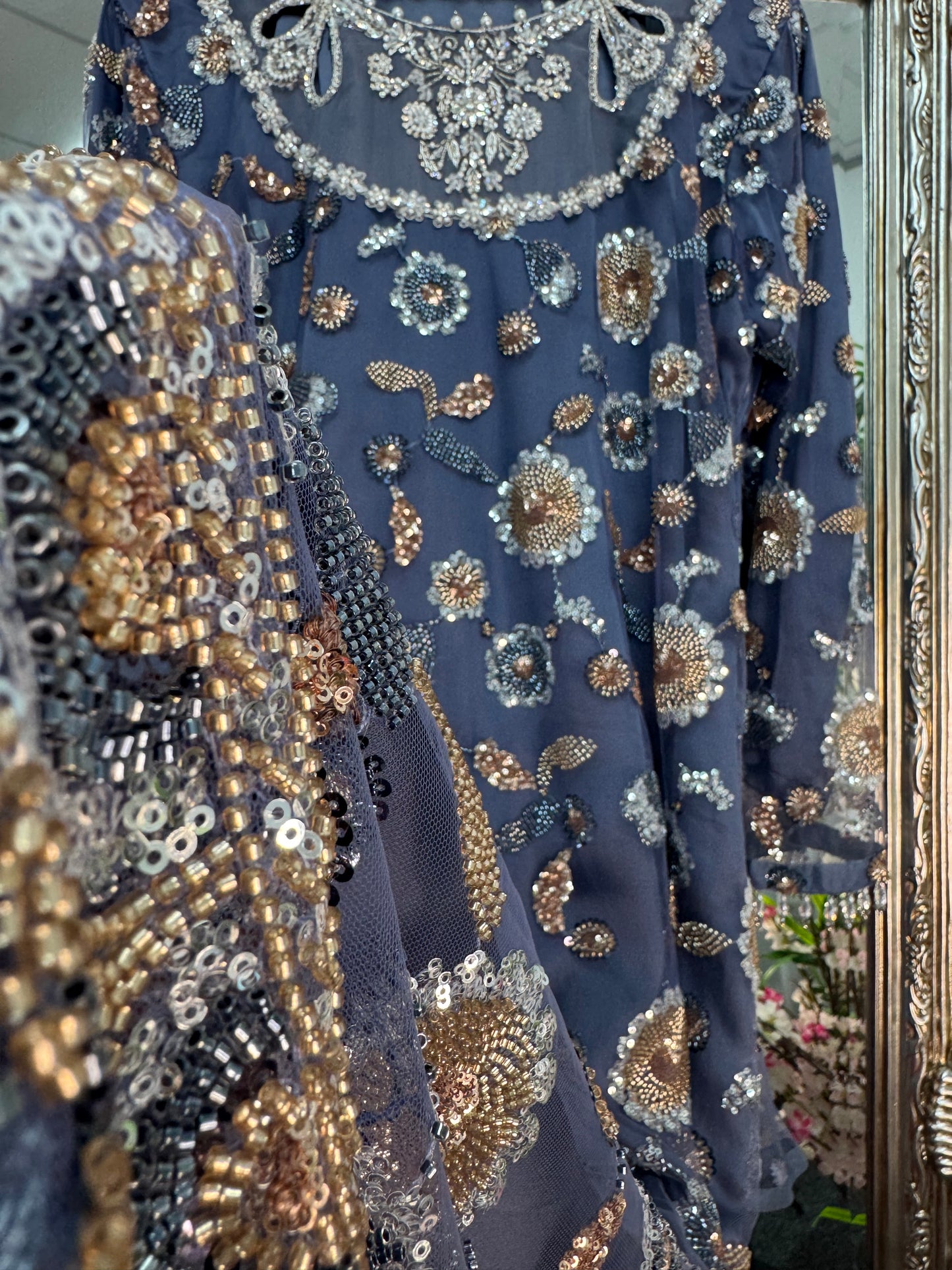 Mastani - Cut Dana Net - Gray
