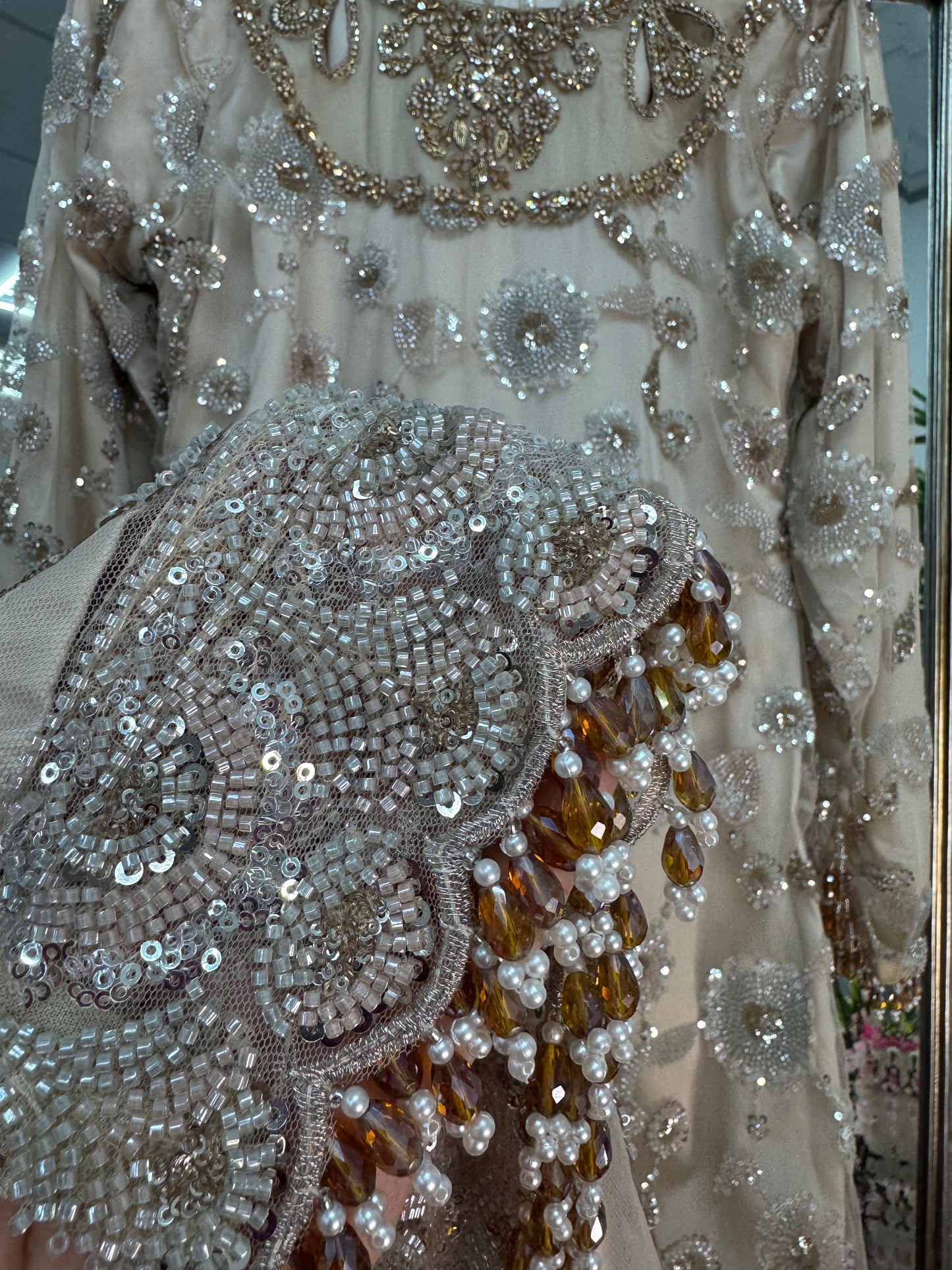 Mastani - Cut Dana Net - Nude gold