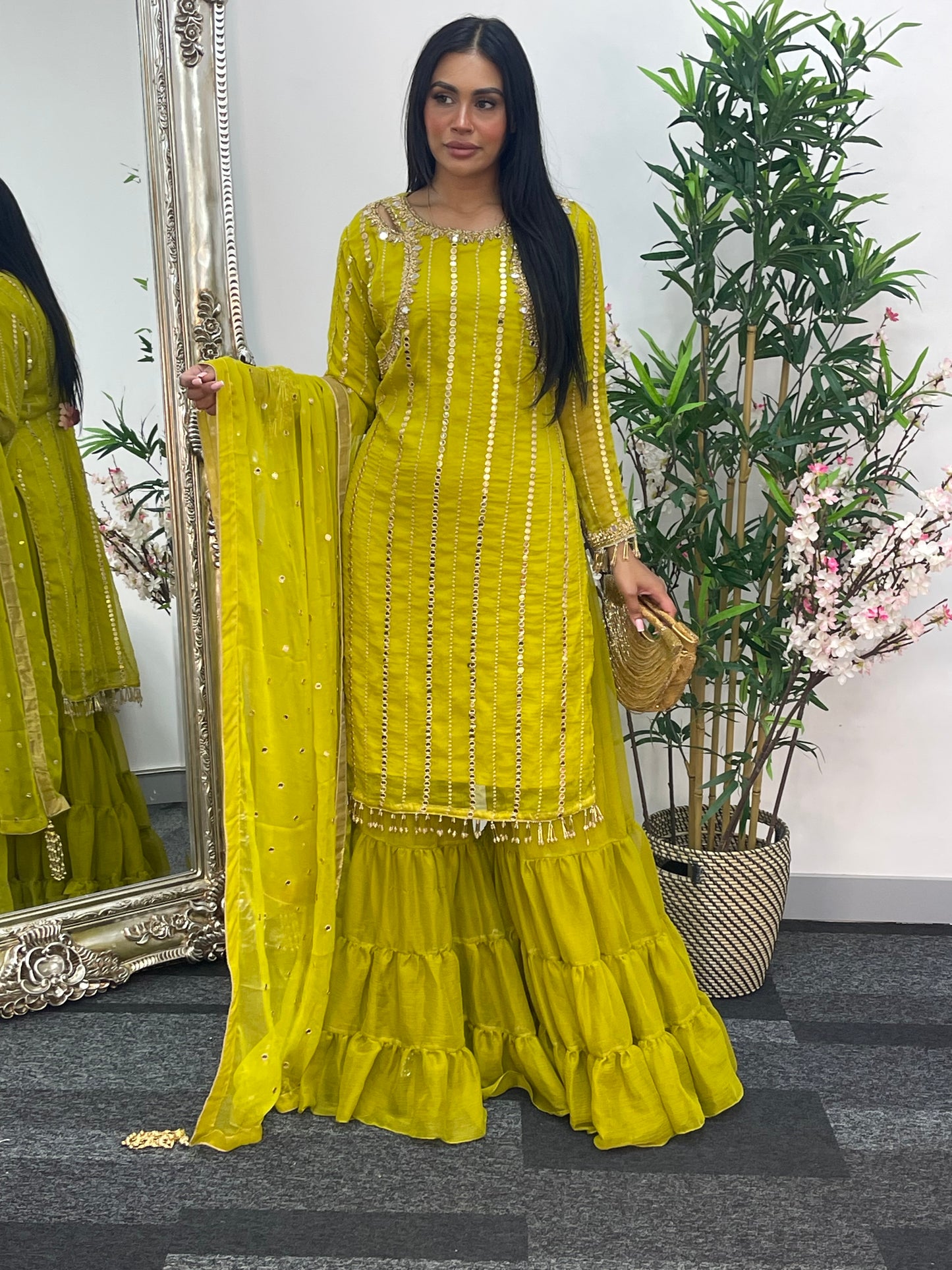 Farshi Garara Dhani - Farshee - J