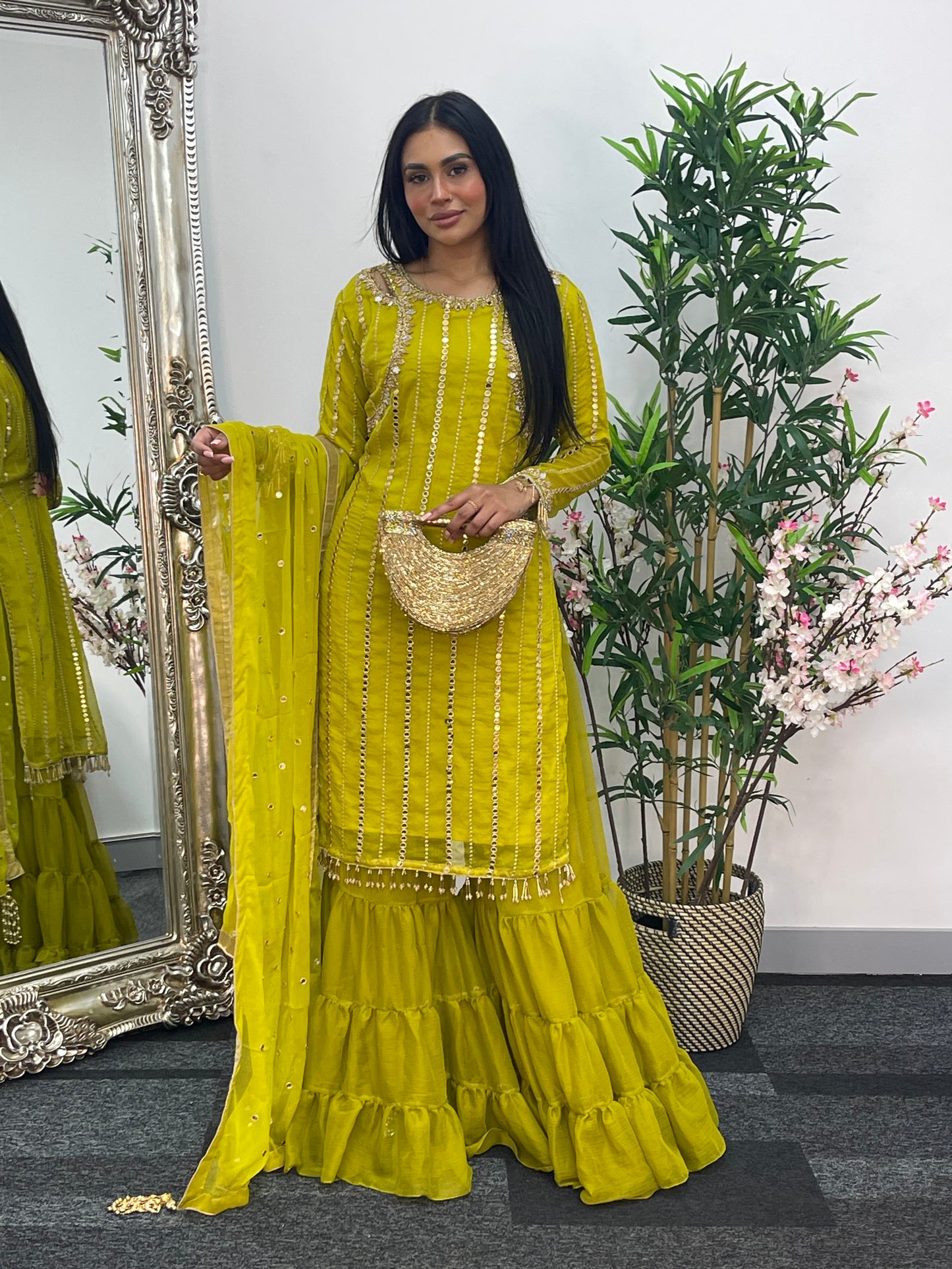 Farshi Garara Dhani - Farshee - J