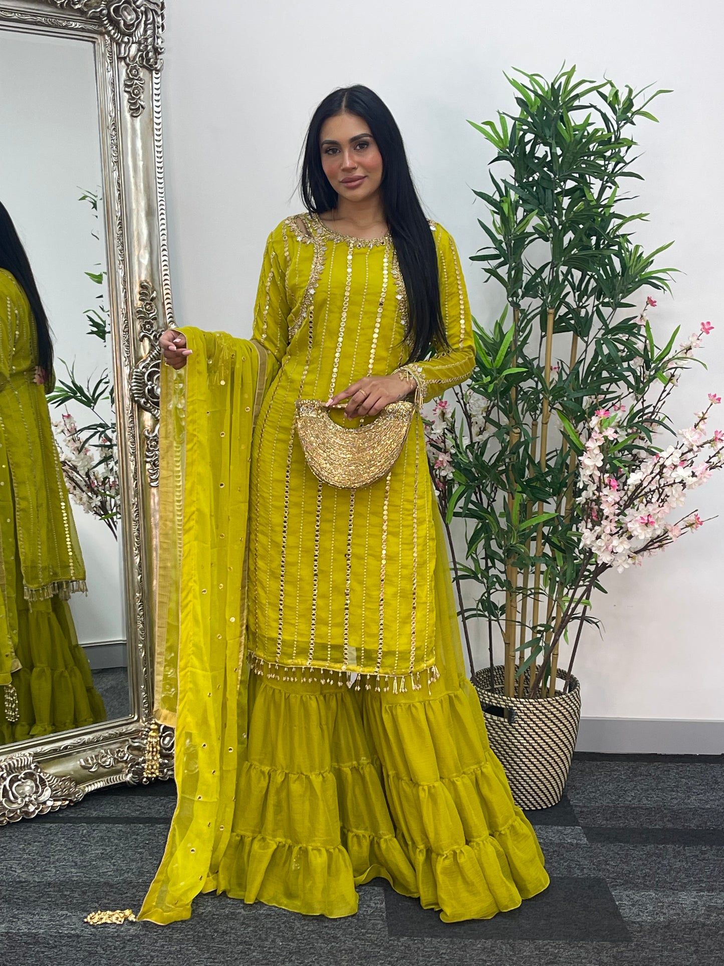 Farshi Garara Dhani - Farshee - J