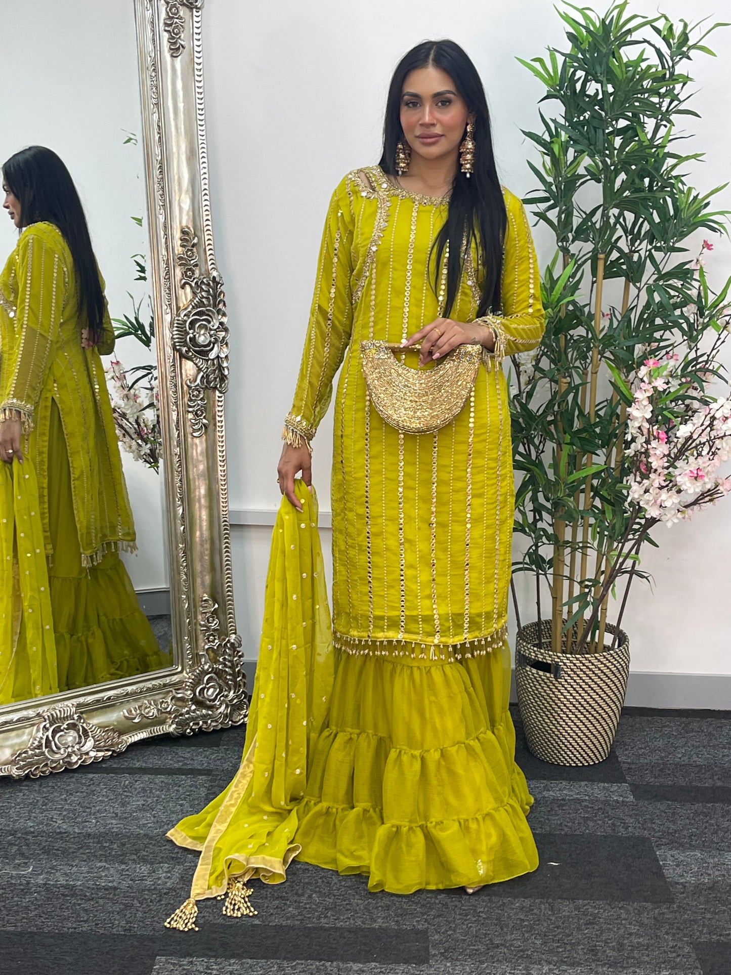 Farshi Garara Dhani - Farshee - J