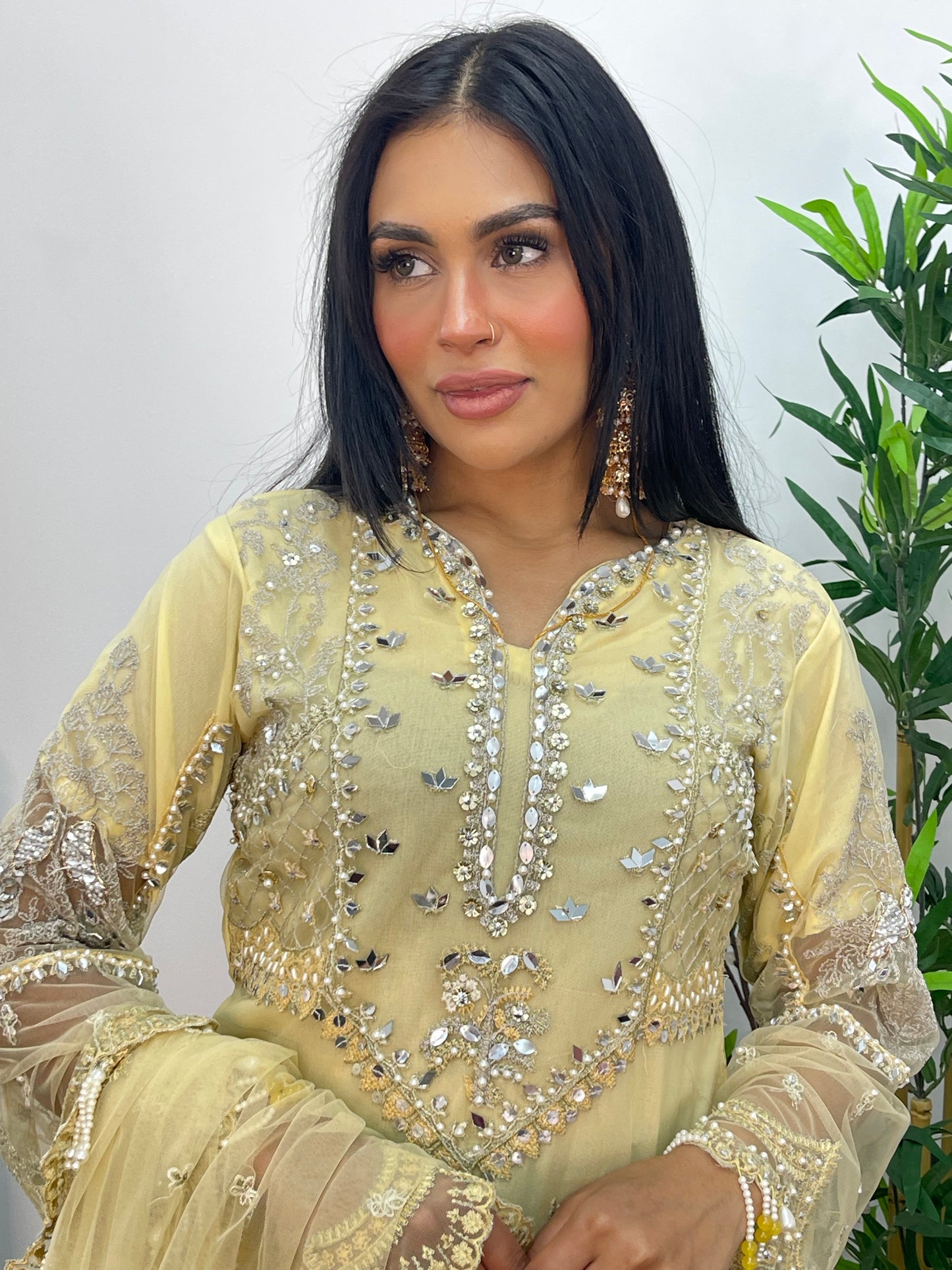 Butter Yellow - Zaha