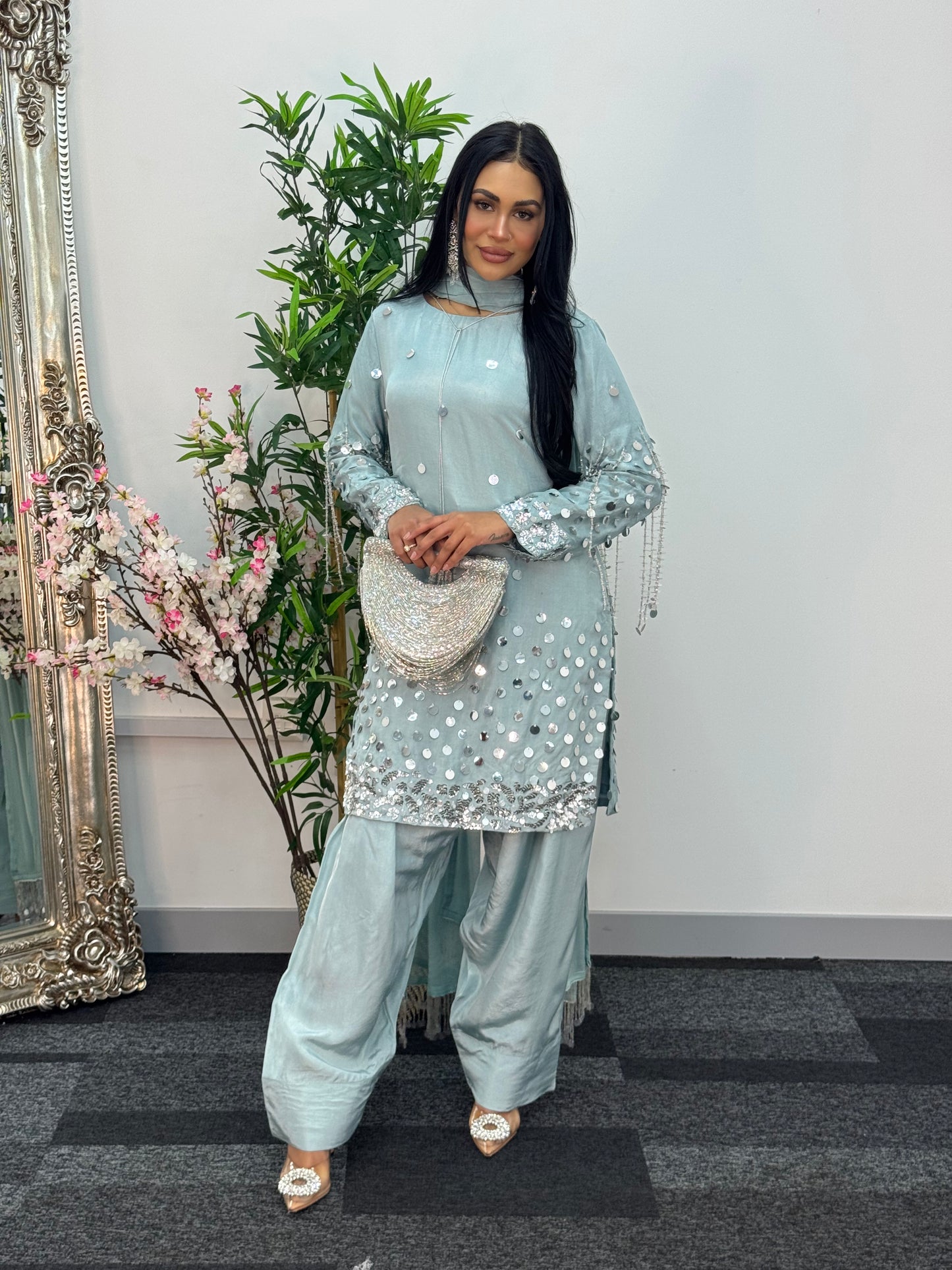 (Preorder Now 4 weeks) Afshan - Farshi - Mint