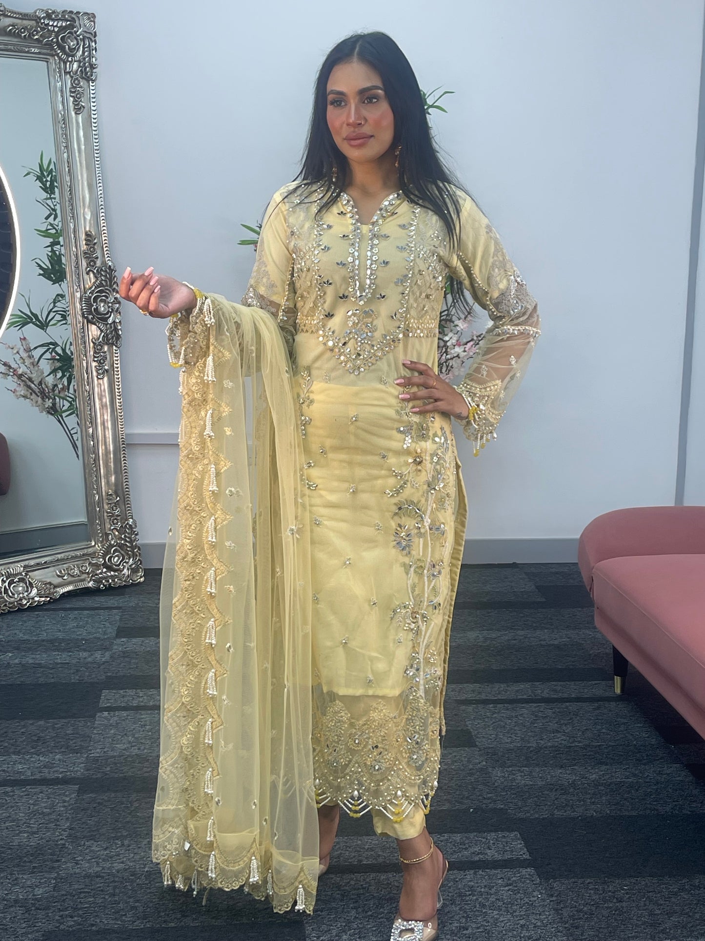 Butter Yellow - Zaha