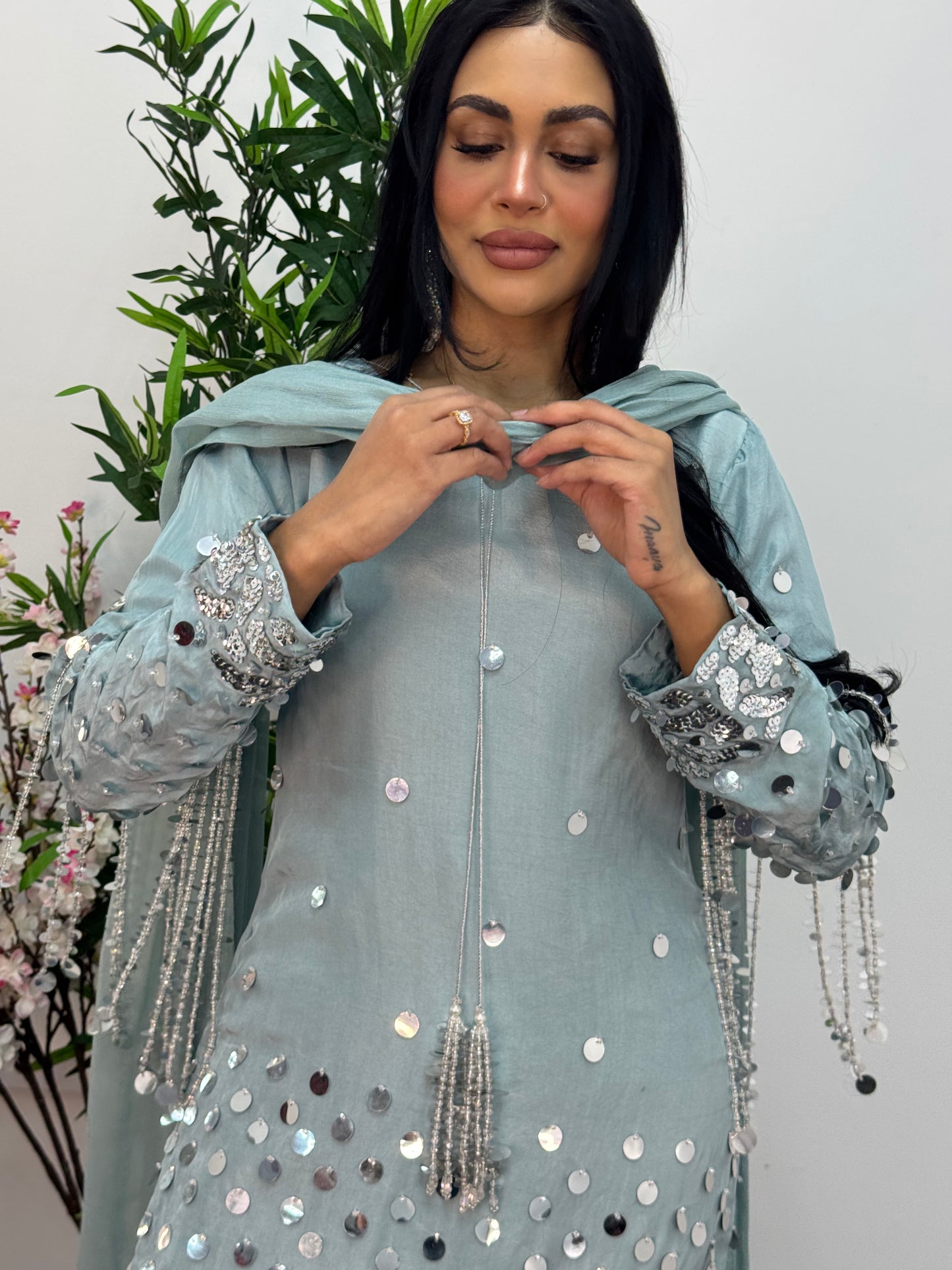 (Preorder Now 4 weeks) Afshan - Farshi - Mint