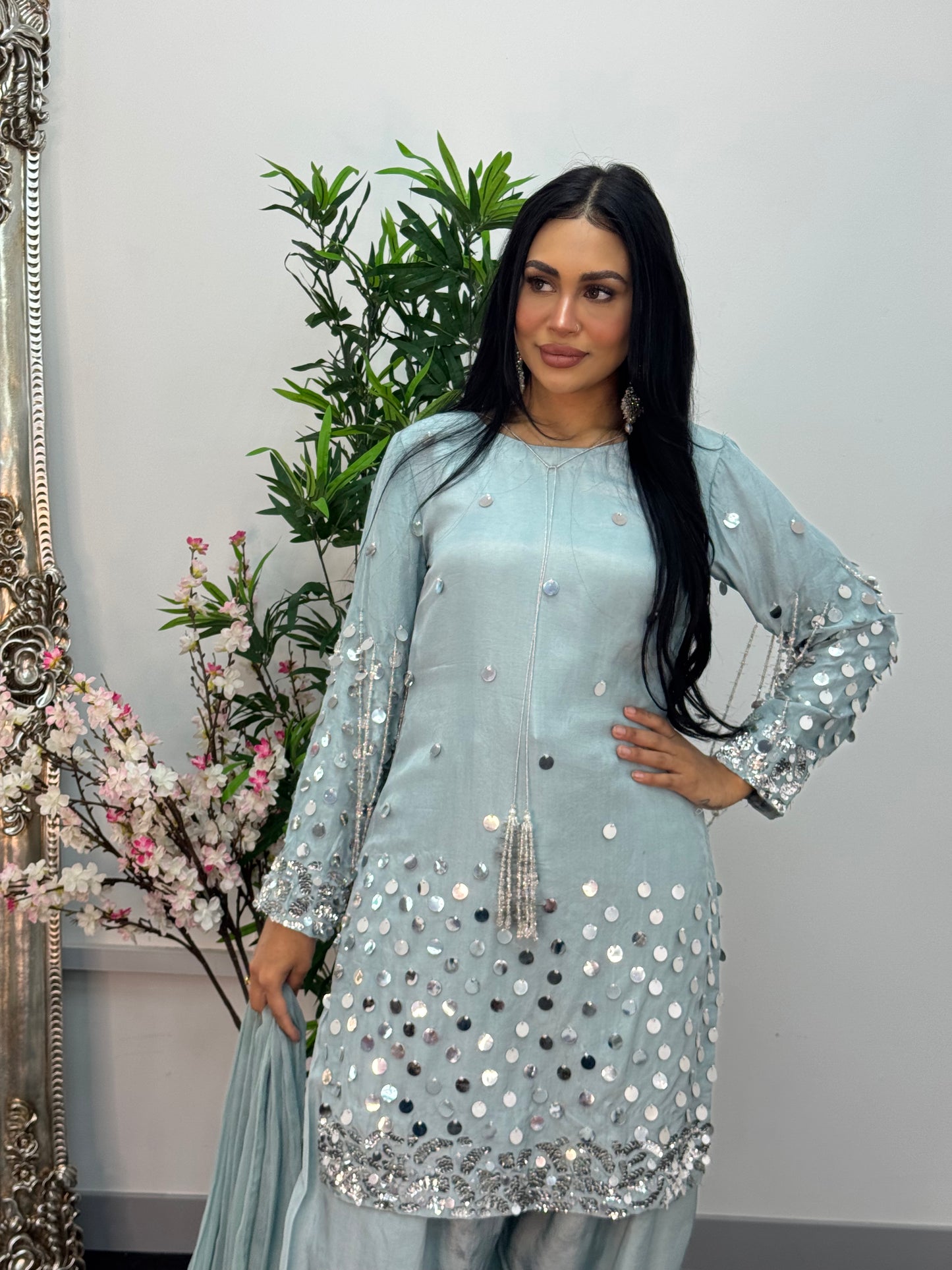 (Preorder Now 4 weeks) Afshan - Farshi - Mint