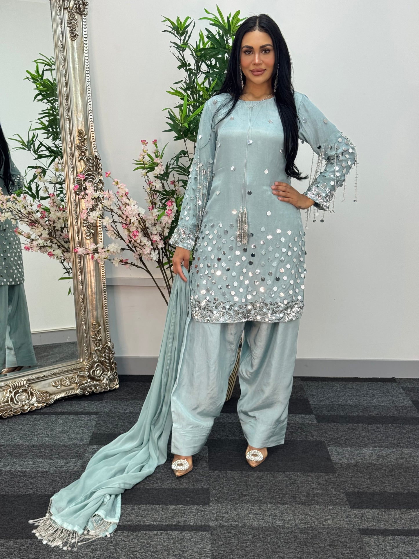 (Preorder Now 4 weeks) Afshan - Farshi - Mint
