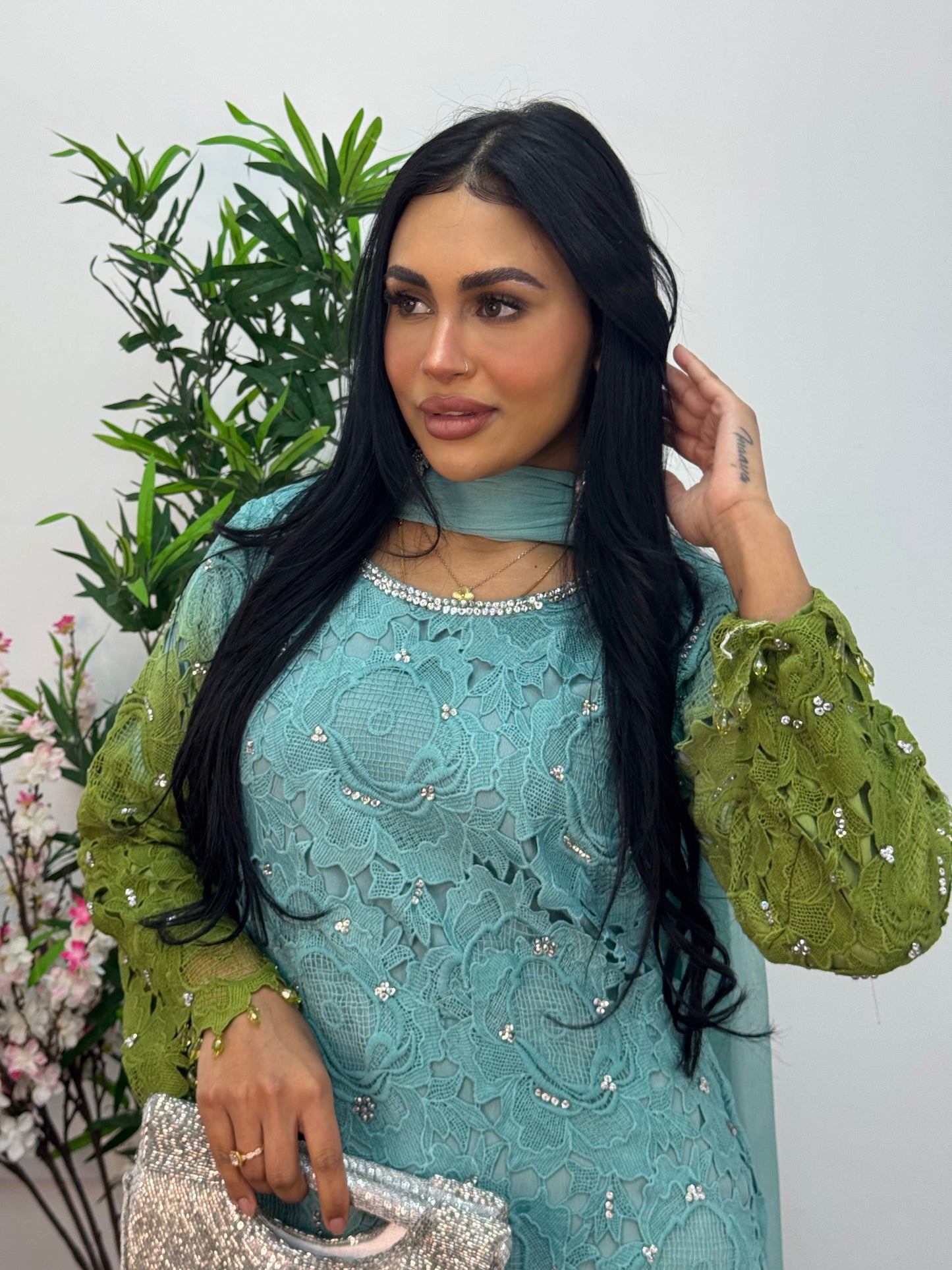 Parisa - Ombre Lacy Crochet -