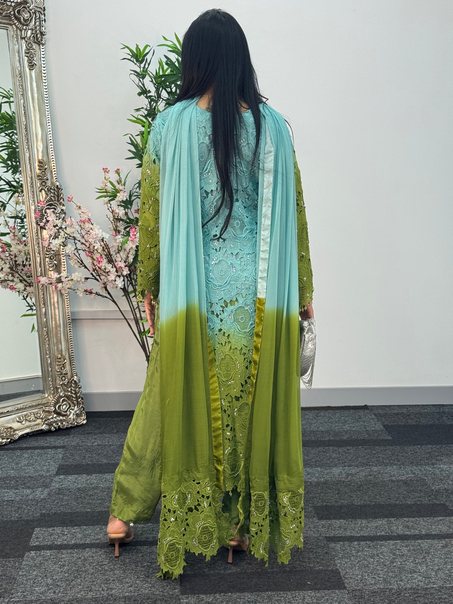 (Preorder Now) Parisa - Ombre Lacy Crochet -
