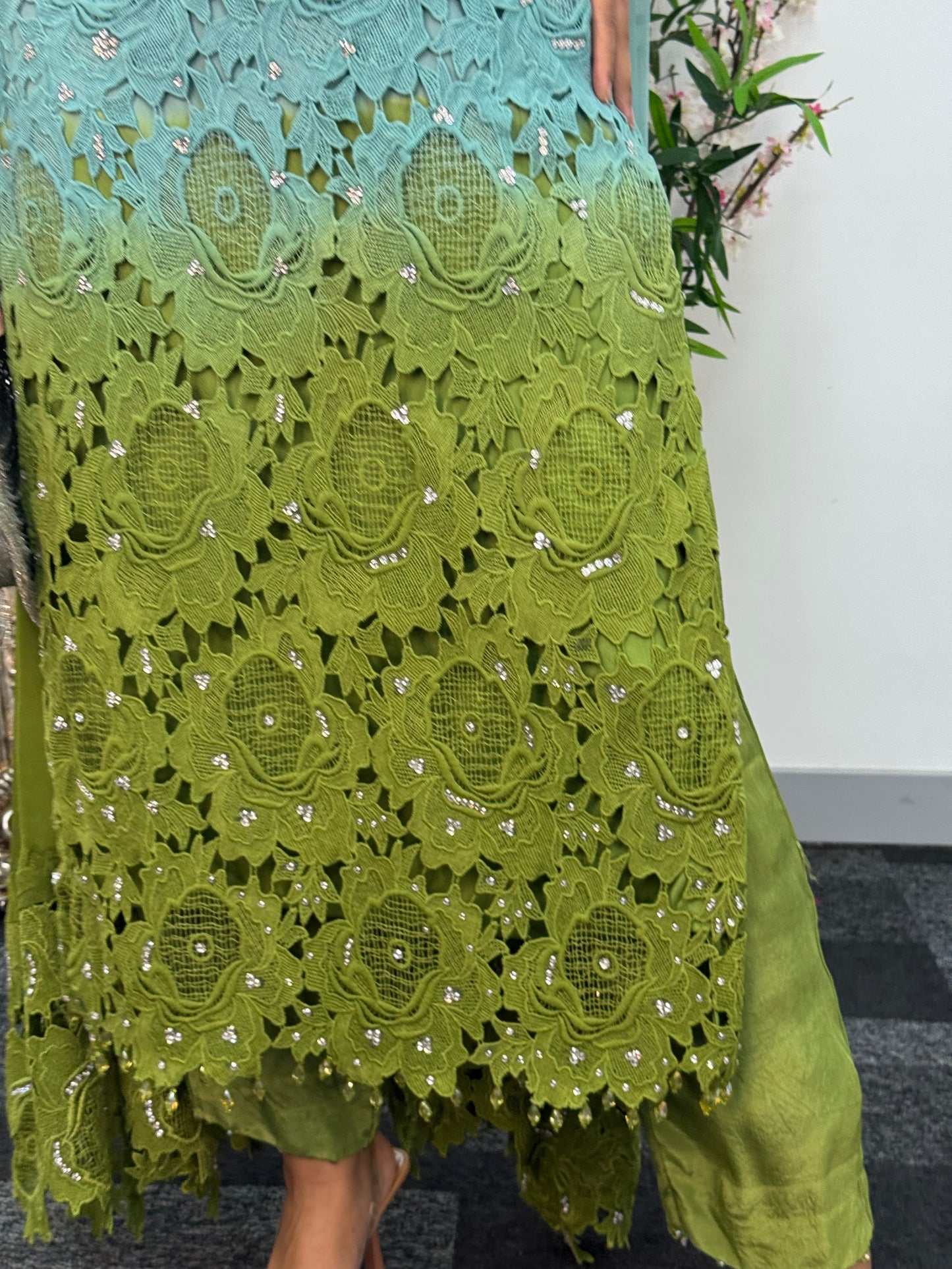 Parisa - Ombre Lacy Crochet -