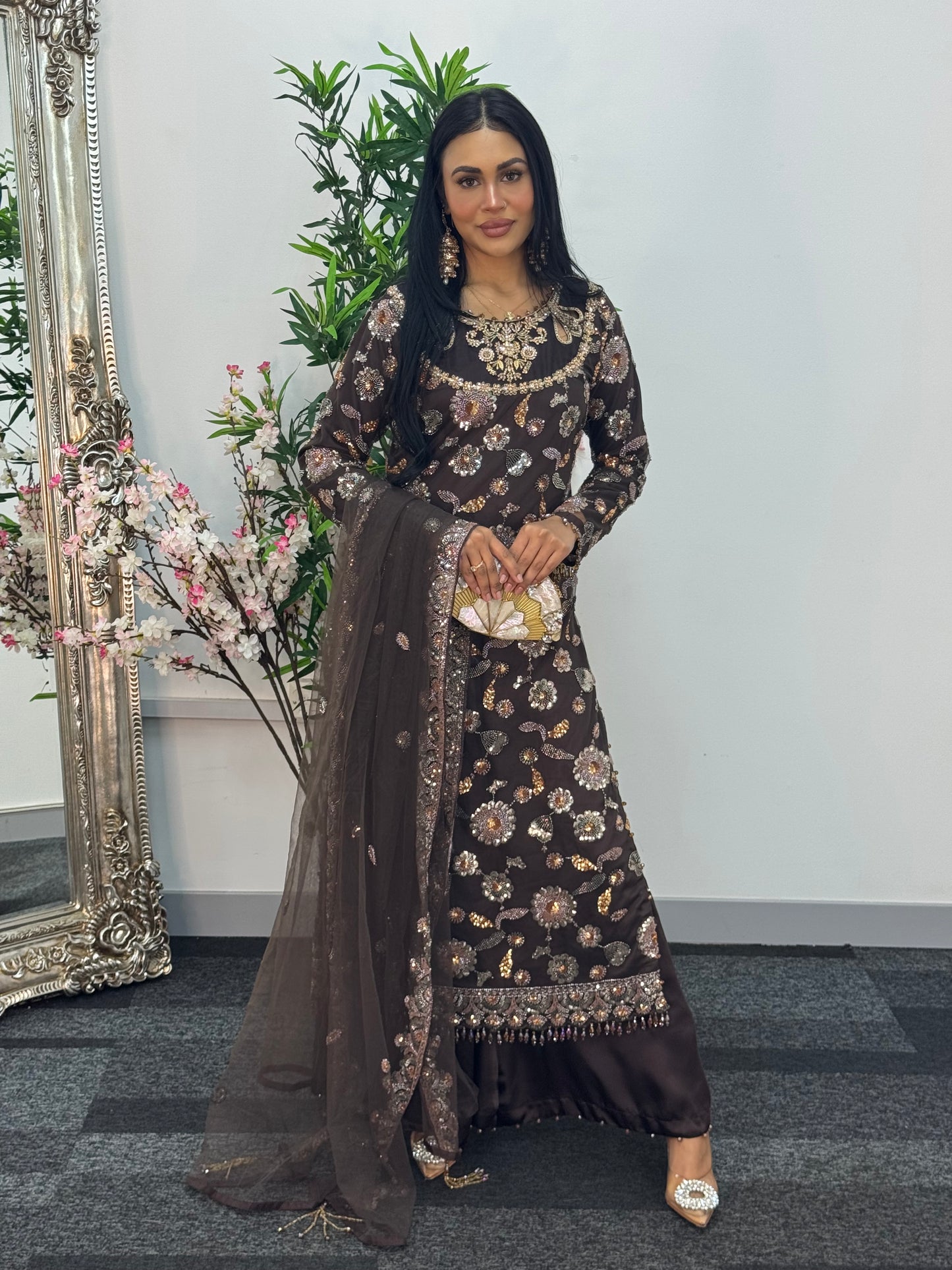 Mastani - CutDana - Brown -