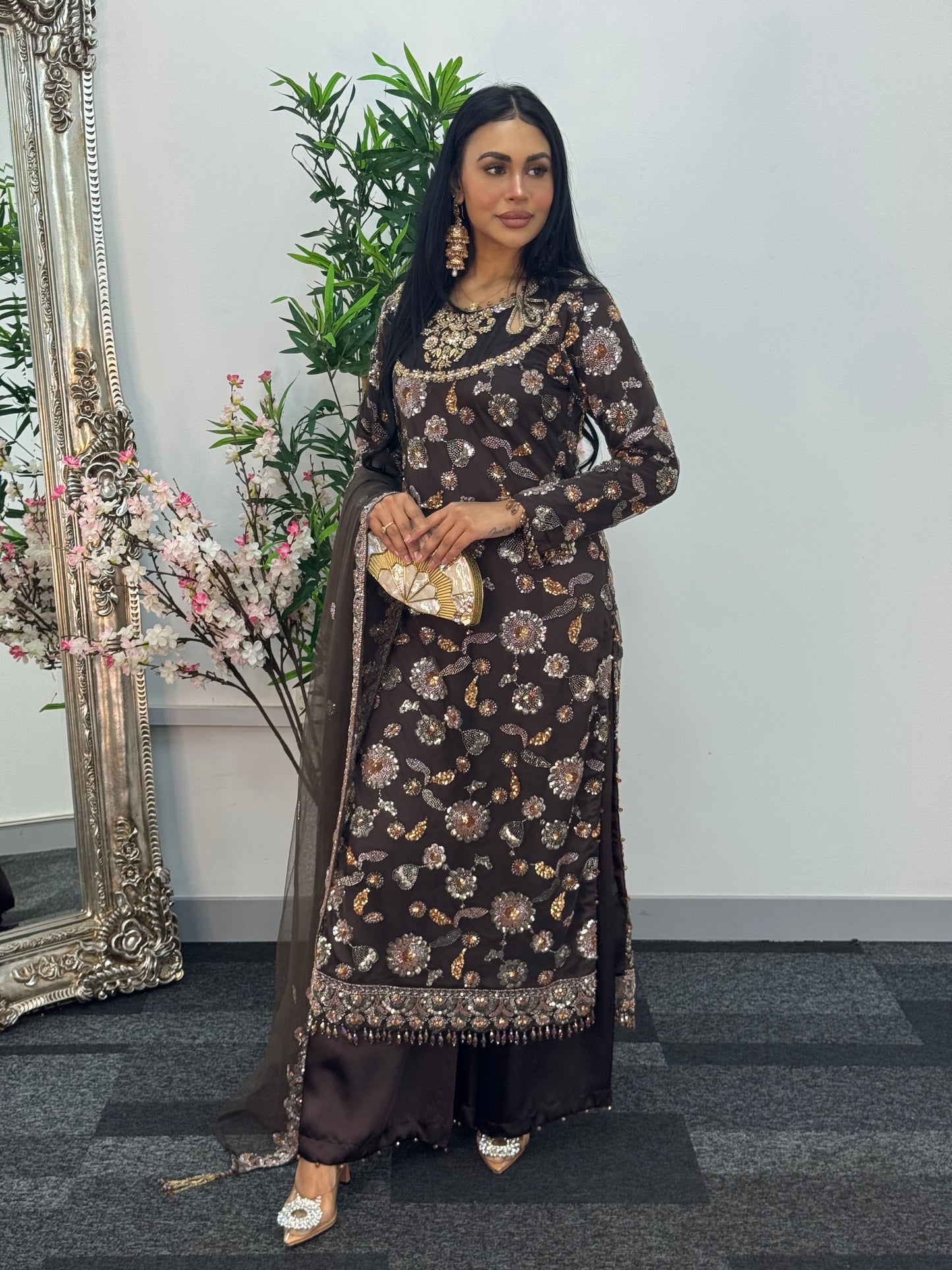 Mastani - CutDana - Brown -