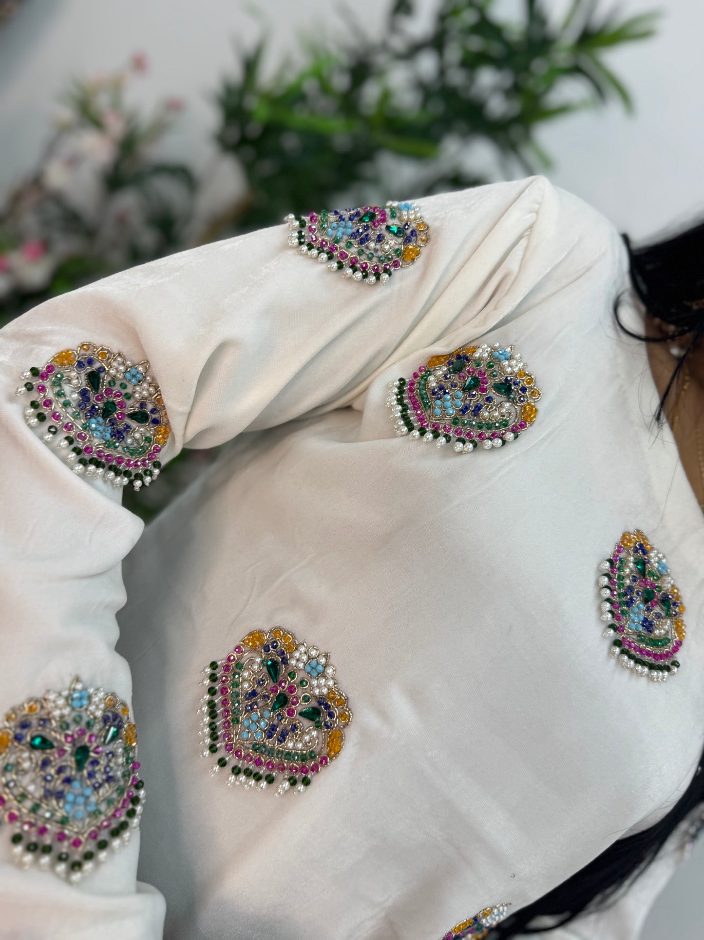 (Preorder) Meena Kaari -