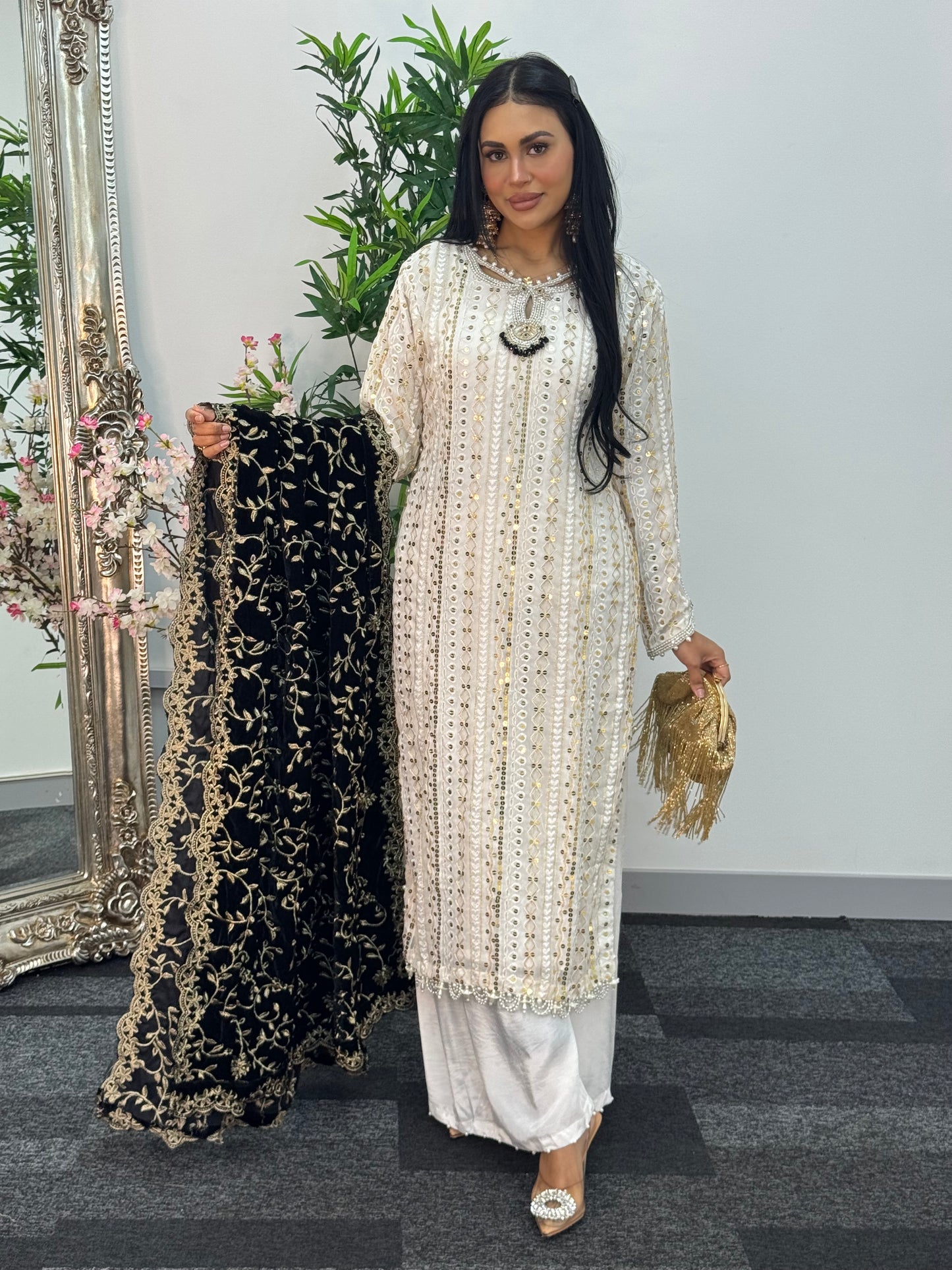 Shama -