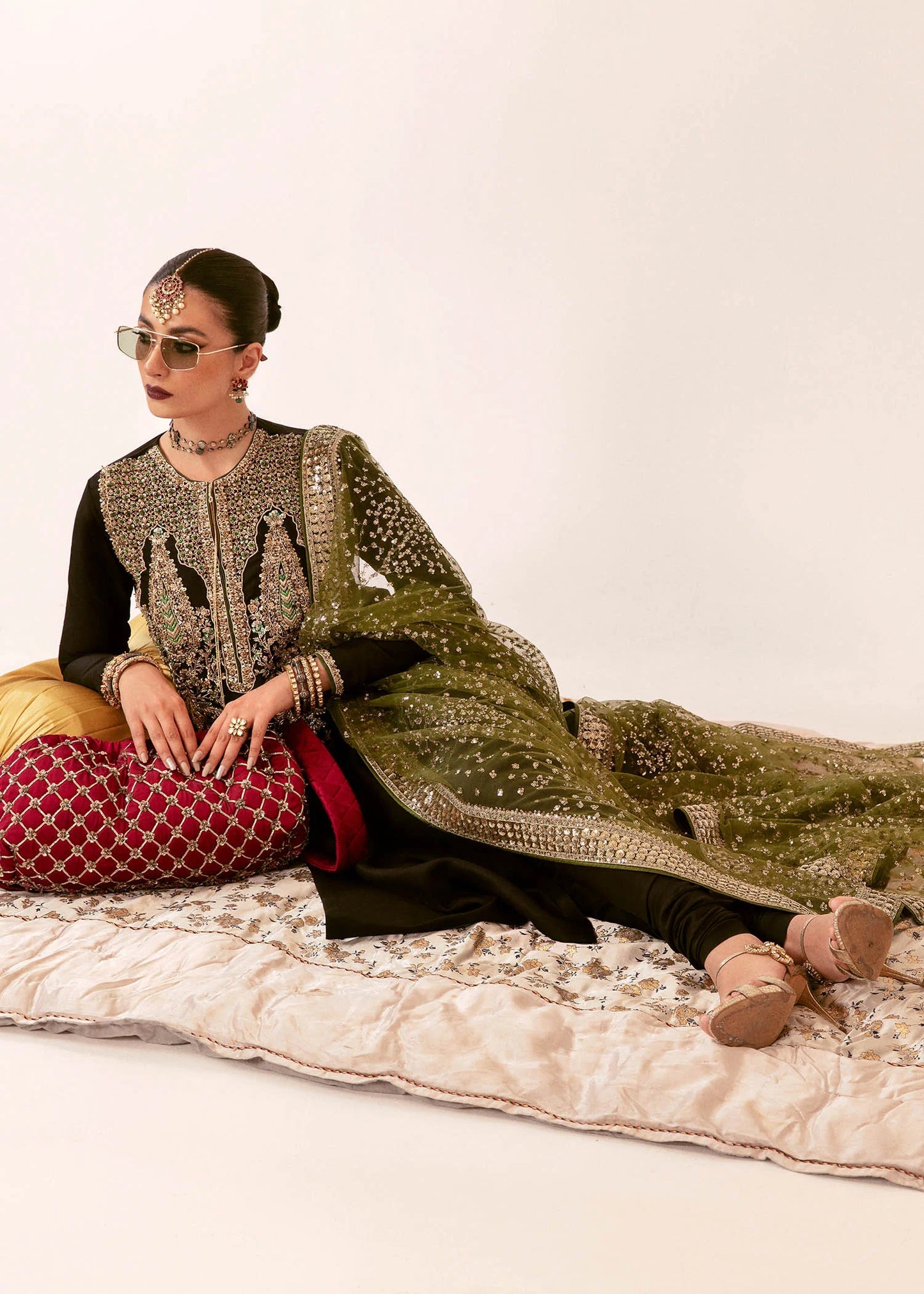 Darya - Black & Green