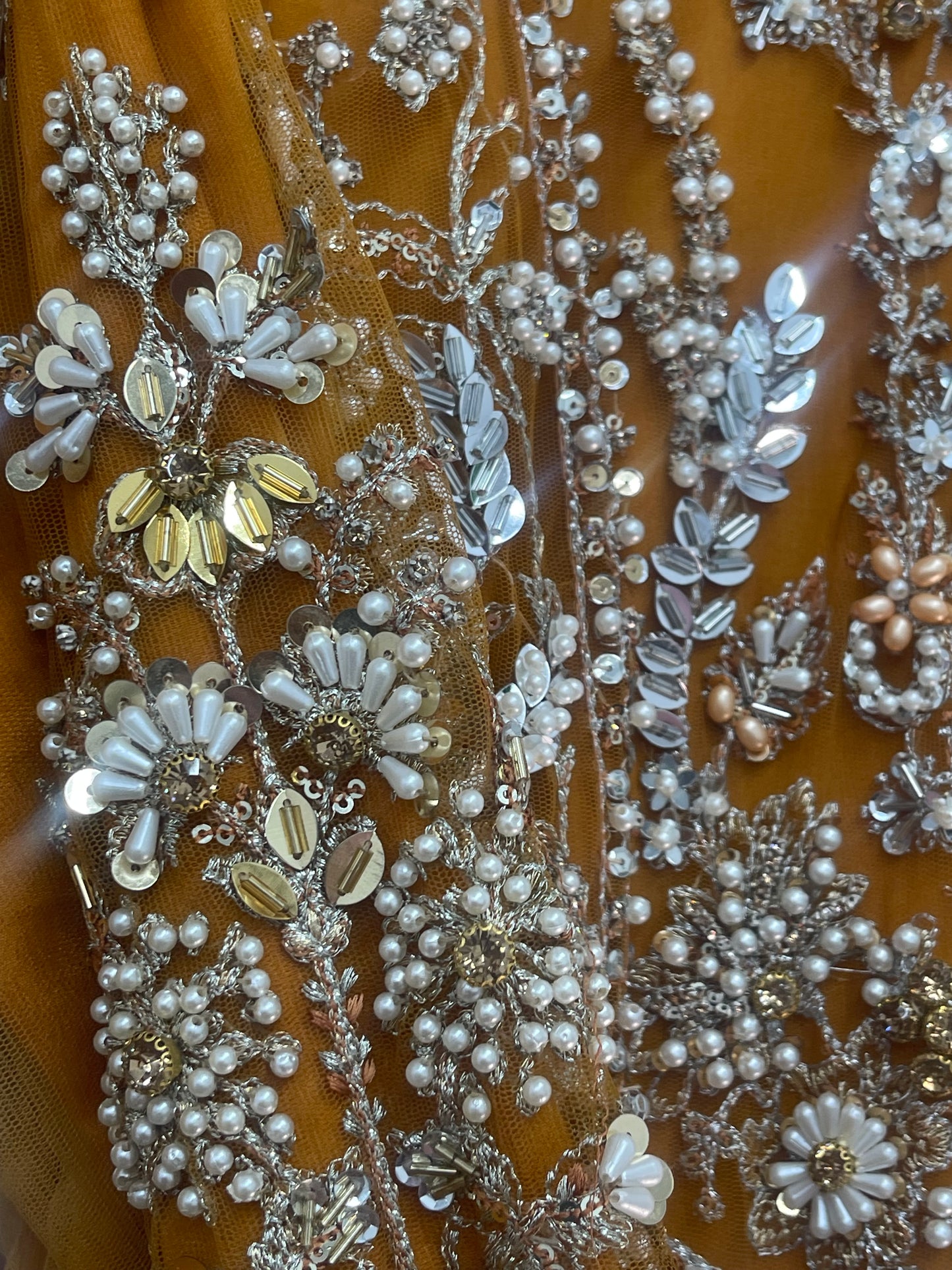 Pakistani Traditional dresses |Mah Para - I