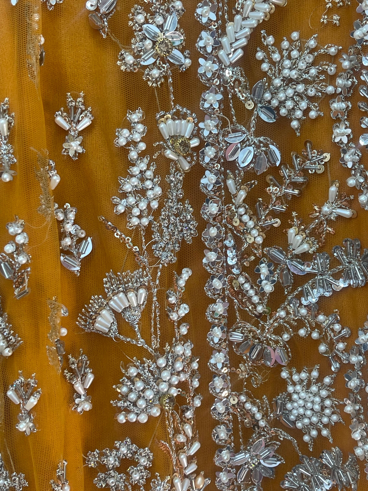 Pakistani Traditional dresses |Mah Para - I