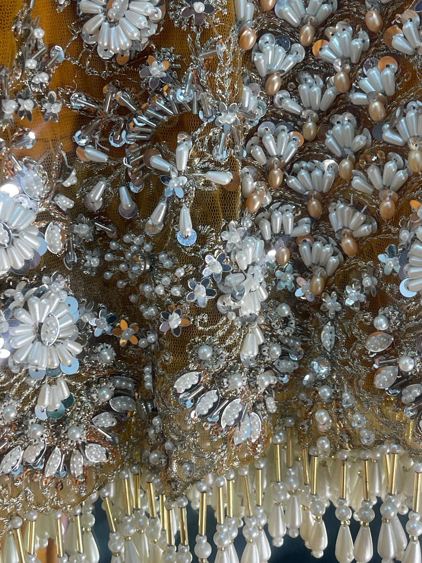 Pakistani Traditional dresses |Mah Para - I