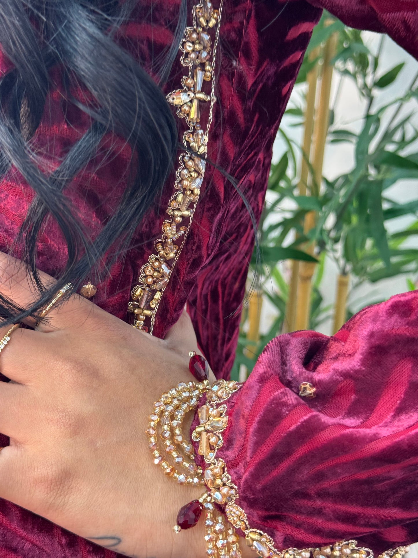 Suhana  - maroon Plachi - AA