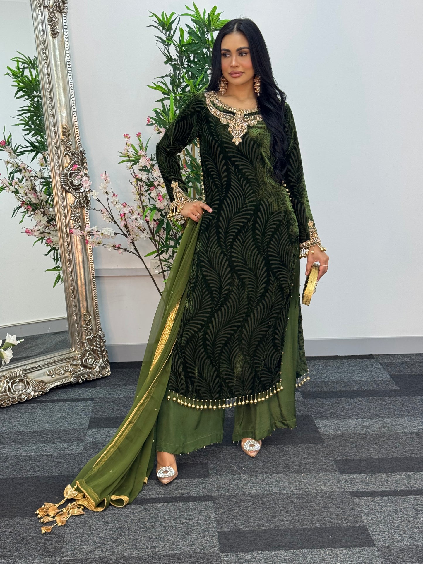Suhana  - Green  Plachi -  J/AA
