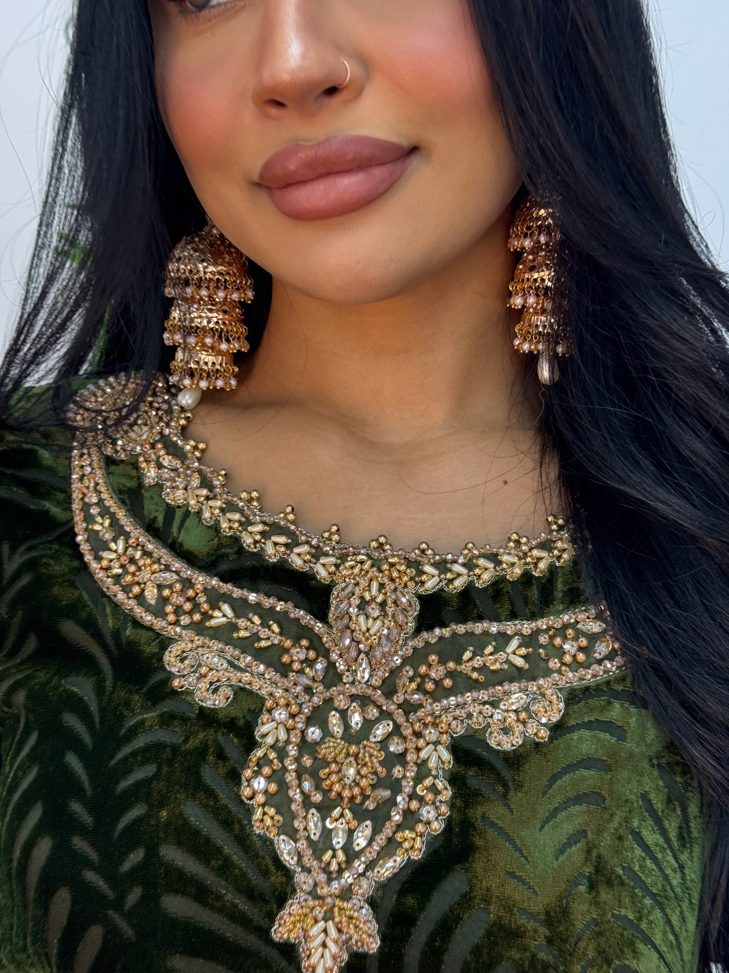 Suhana  - Green  Plachi -  J/AA