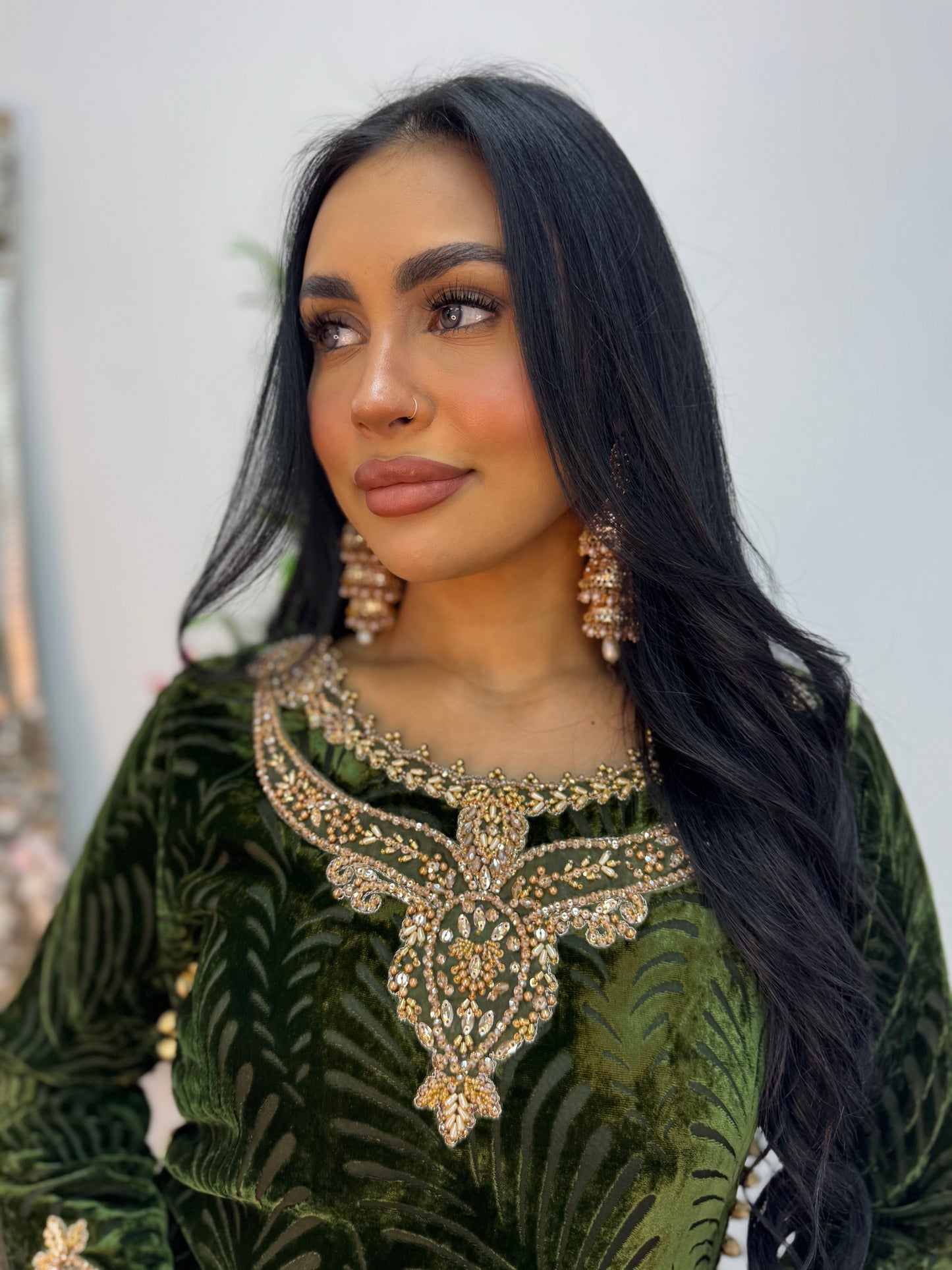 Suhana  - Green  Plachi -  J/AA