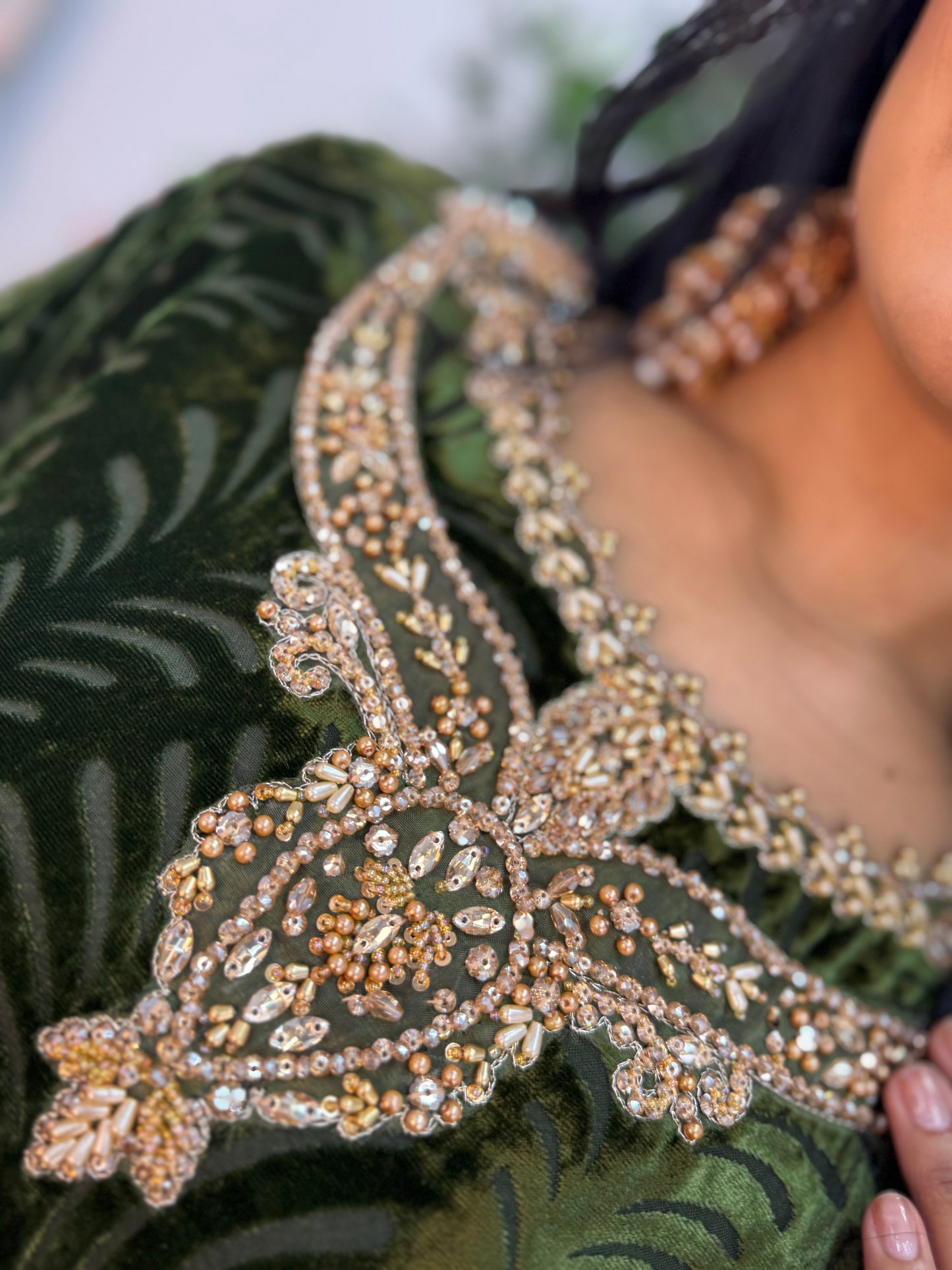Suhana  - Green  Plachi -  J/AA